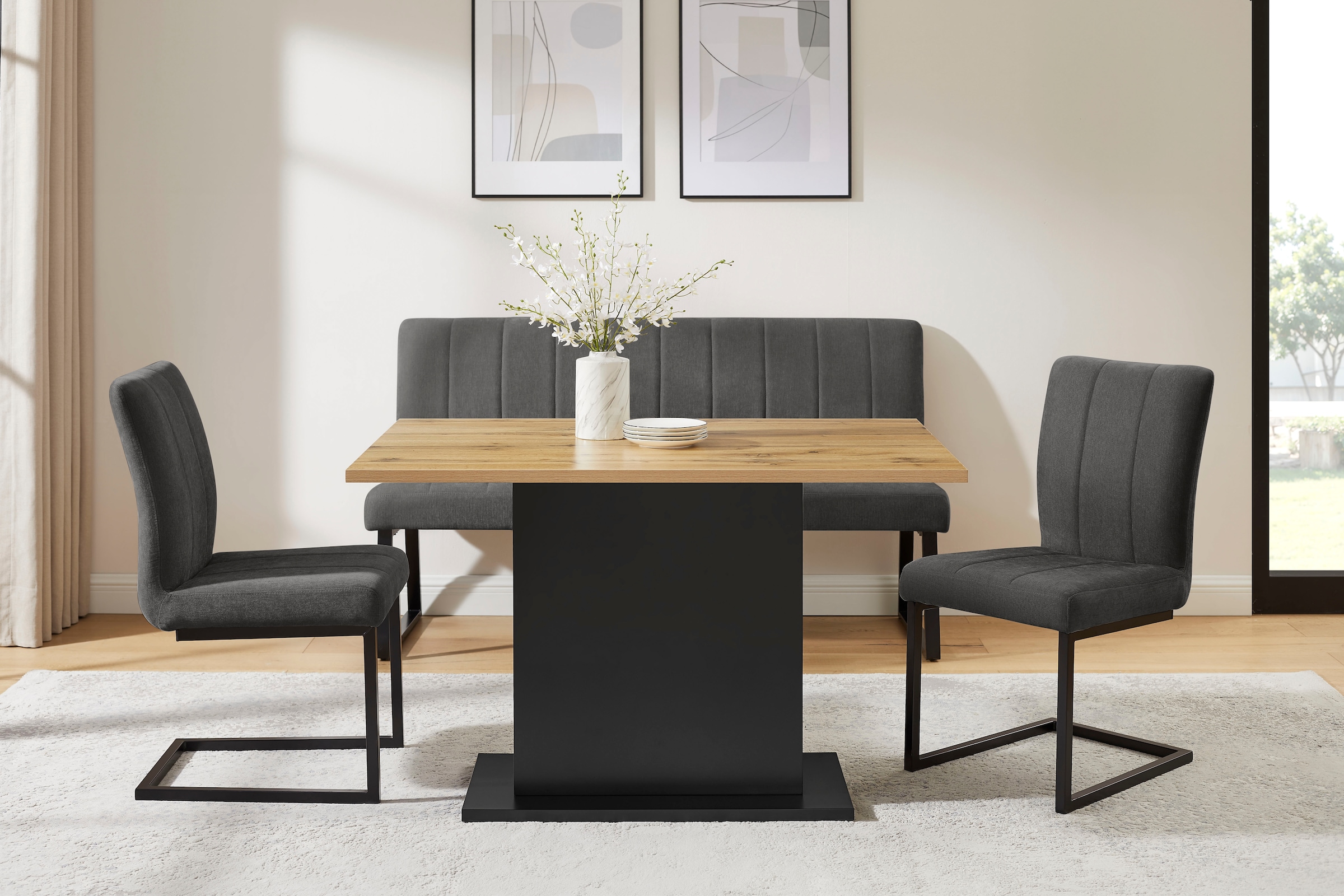 OTTO home Bank »Hennia« weicher Chenillebezug, dekorative Steppung, schwarzes Metallgestell