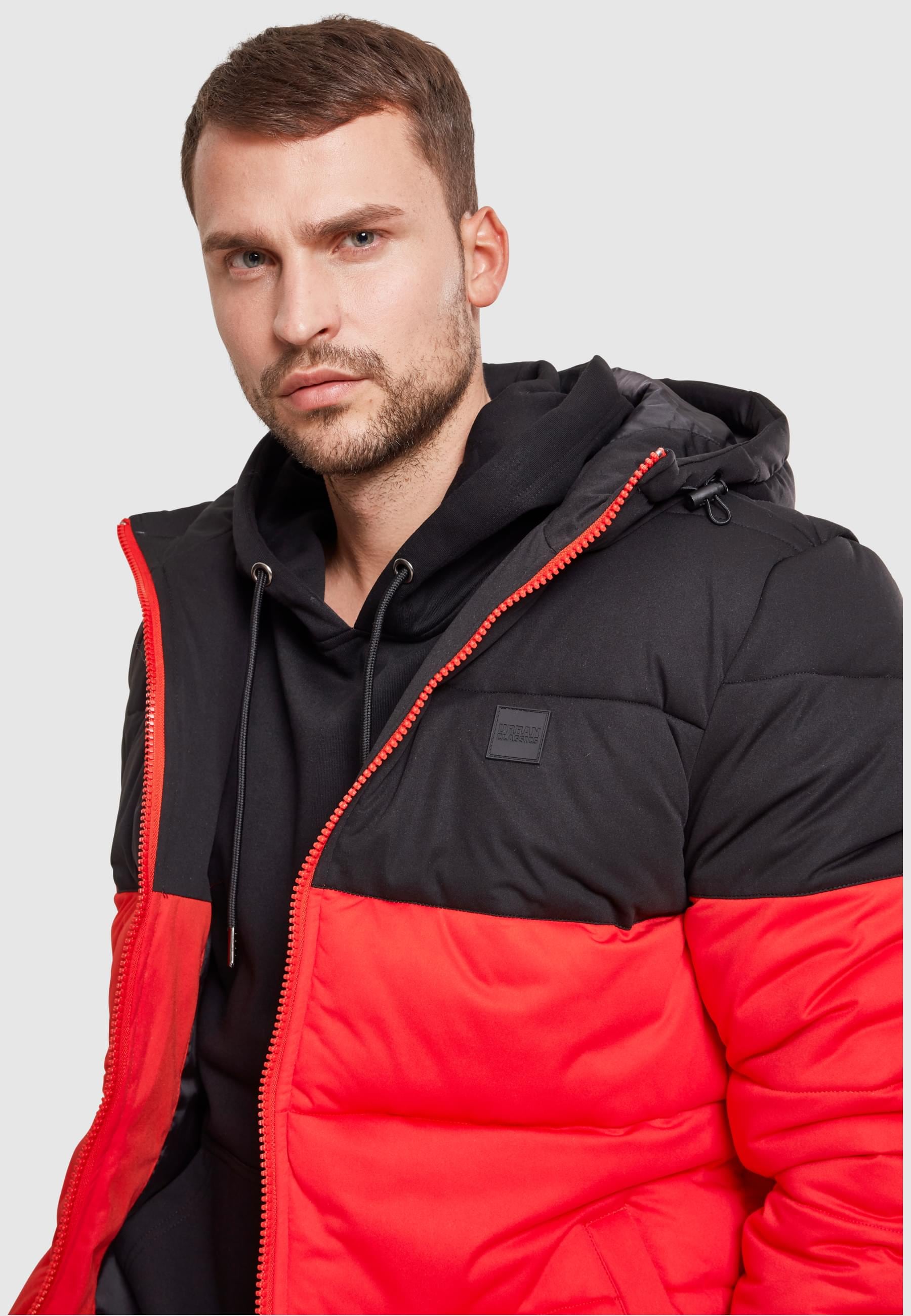 URBAN CLASSICS Winterjacke »Urban Classics Herren Hooded 2-Tone Puffer Jacket«, (1 St.), mit Kapuze
