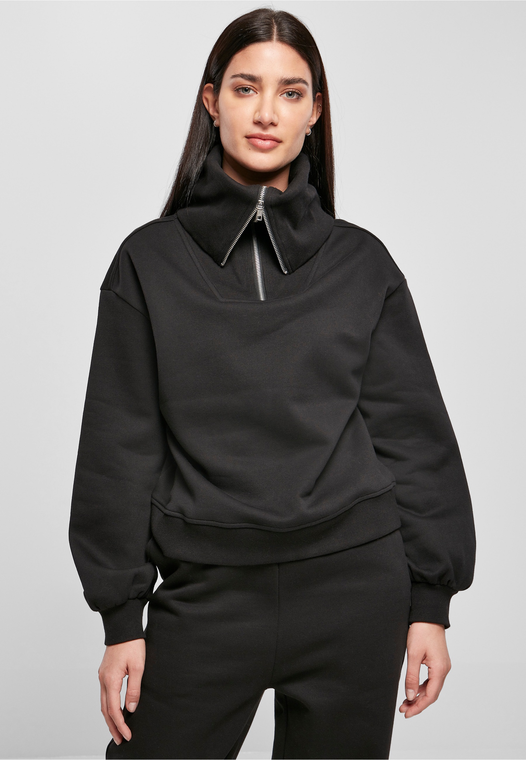 URBAN CLASSICS Sweater »Urban Classics Damen Ladies Oversized High Neck Troyer Crew«, 1 Stk.
