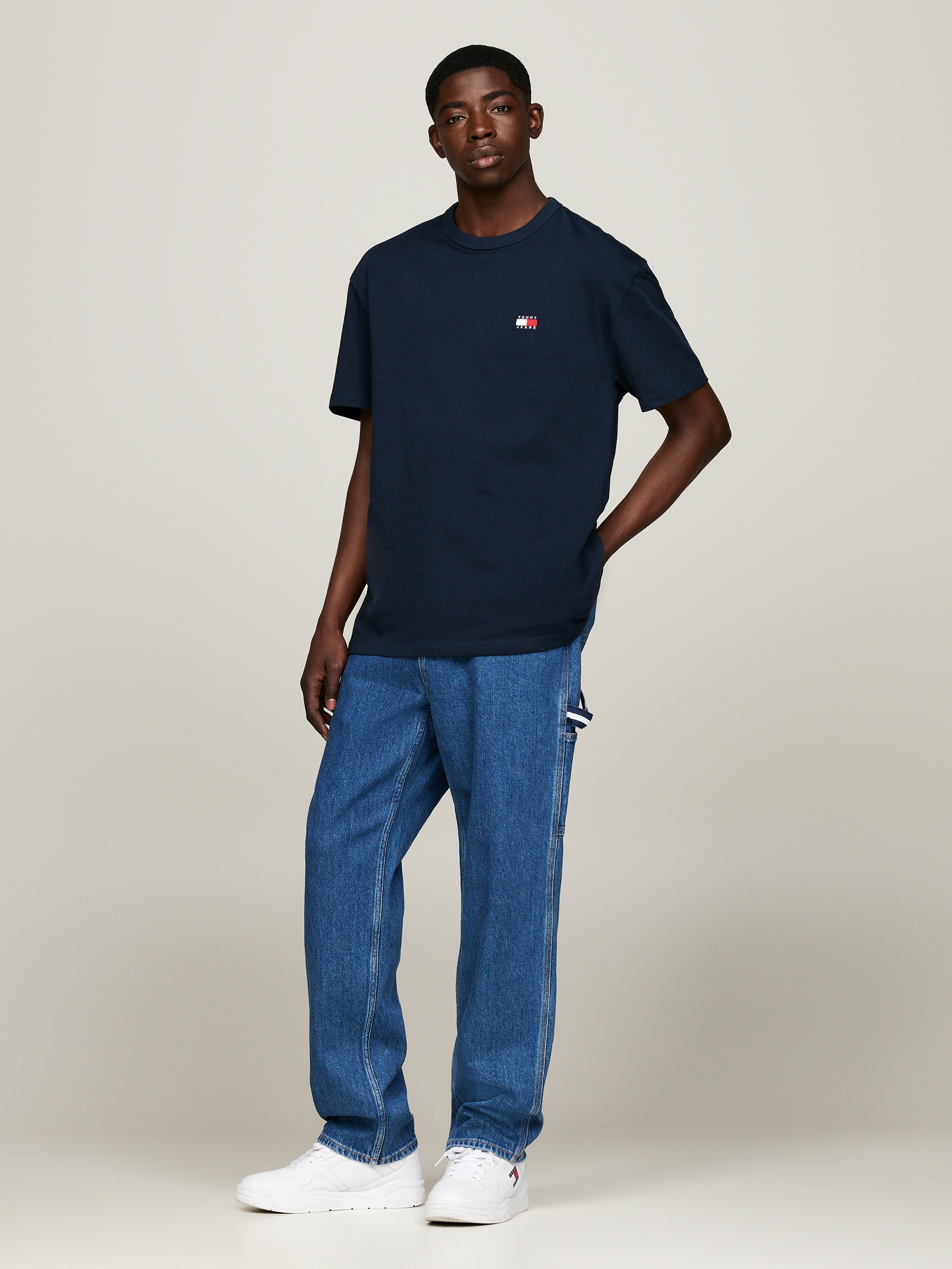 Tommy Jeans T-Shirt »TJM REG BADGE TEE EXT« mit Rundhalsausschnitt