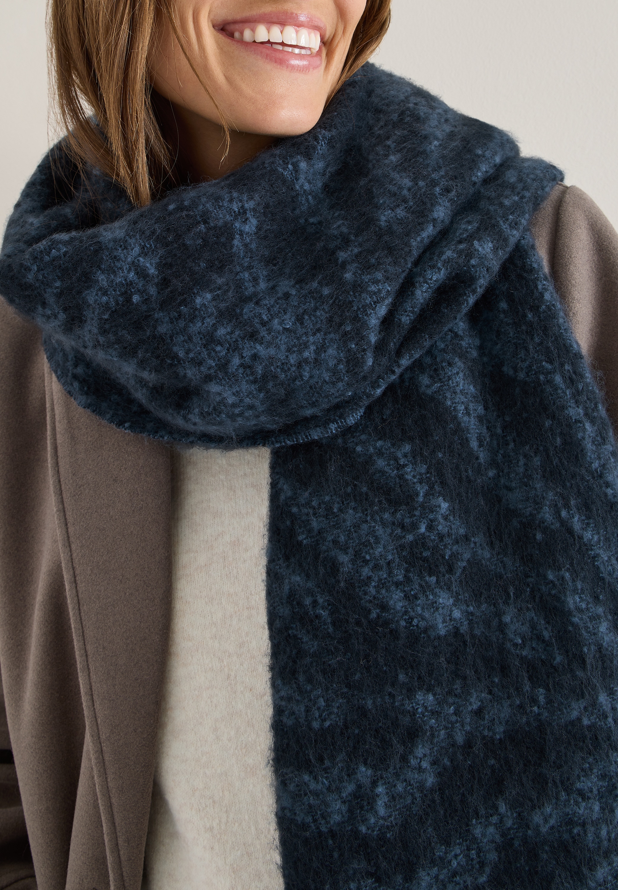 Cecil Schal mit Fransen am Saum