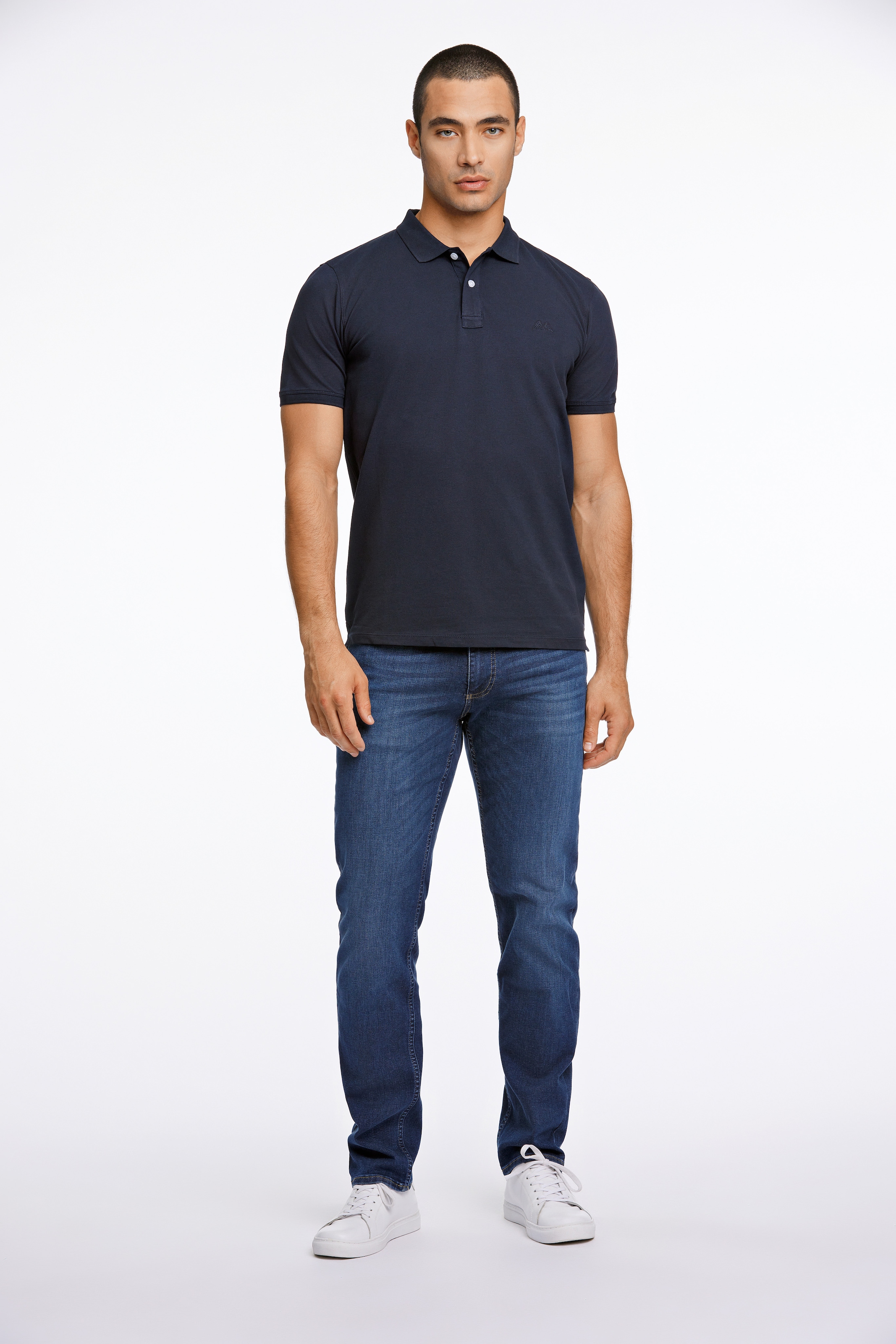 LINDBERGH Poloshirt, mit Logostickerei