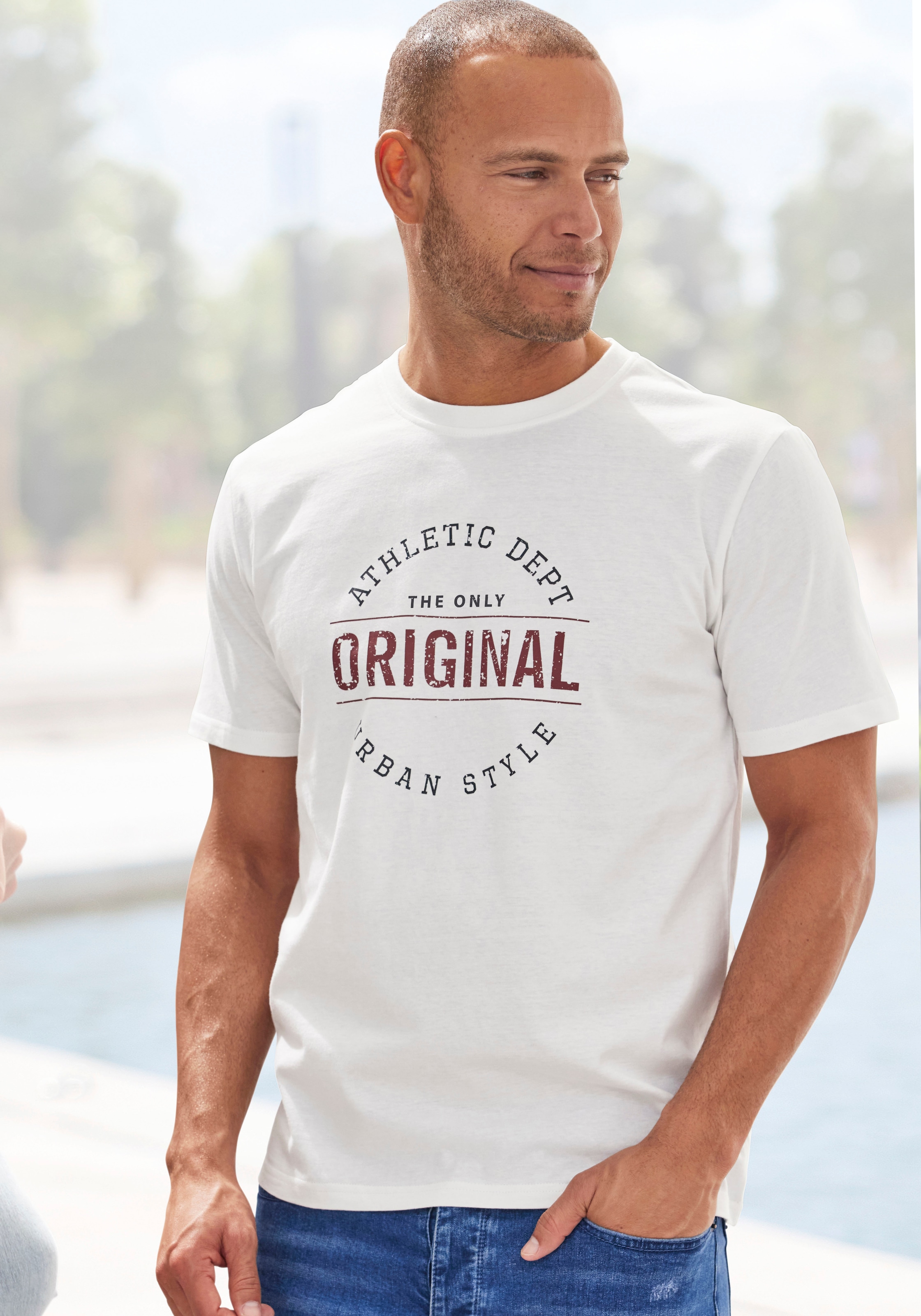 T-Shirt »Regular Fit,«, Kurzarm, Freizeitshirt mit Rundhals, Frontprint, reine Baumwolle
