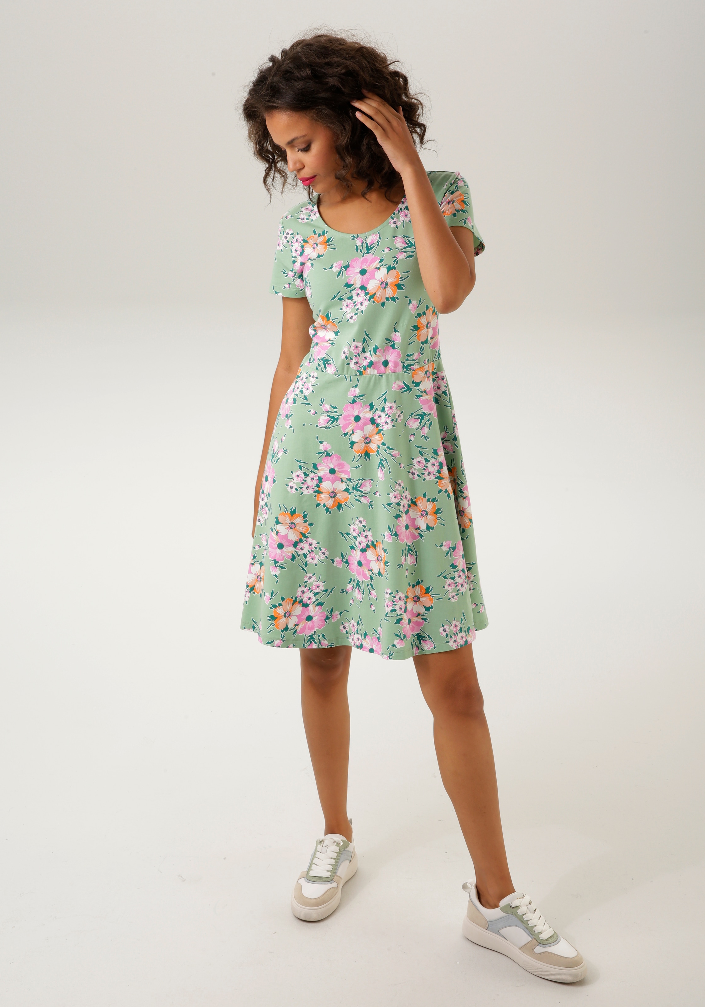 Aniston CASUAL Sommerkleid, mit romantischem Blumendruck - NEUE KOLLEKTION  online bestellen | BAUR | Sommerkleider