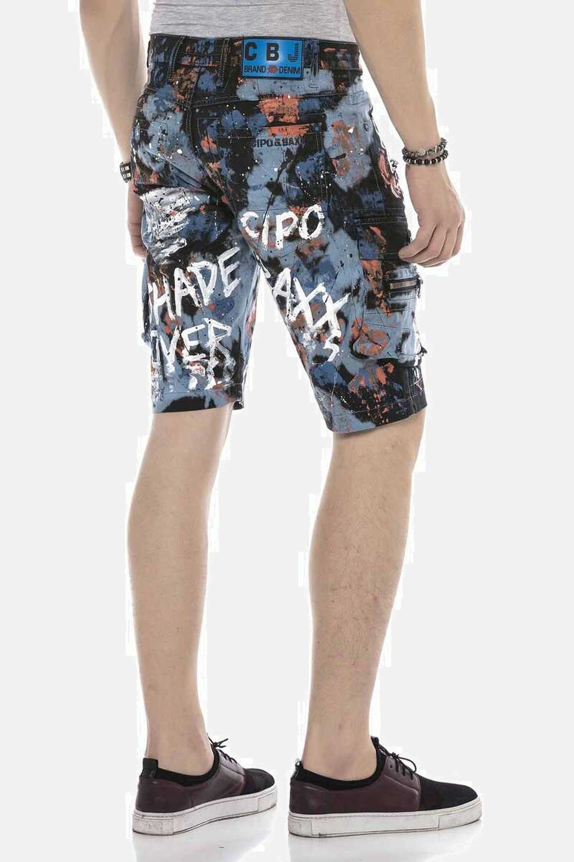 Cipo & Baxx Jeansbermudas »Bermuda & Short«, mit angesagtem Denim-Coating, CK204
