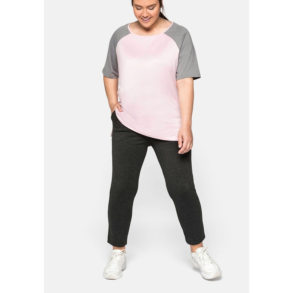 Damenmode Shirts & Sweatshirts Sheego T-Shirt »Funktionsshirt«, mit kontrastfarbenen Raglanärmeln rosa Damenmode Shirts & Sweatshirts Sheego T-Shirt »Funktionsshirt«, mit kontrastfarbenen Raglanärmeln rosa