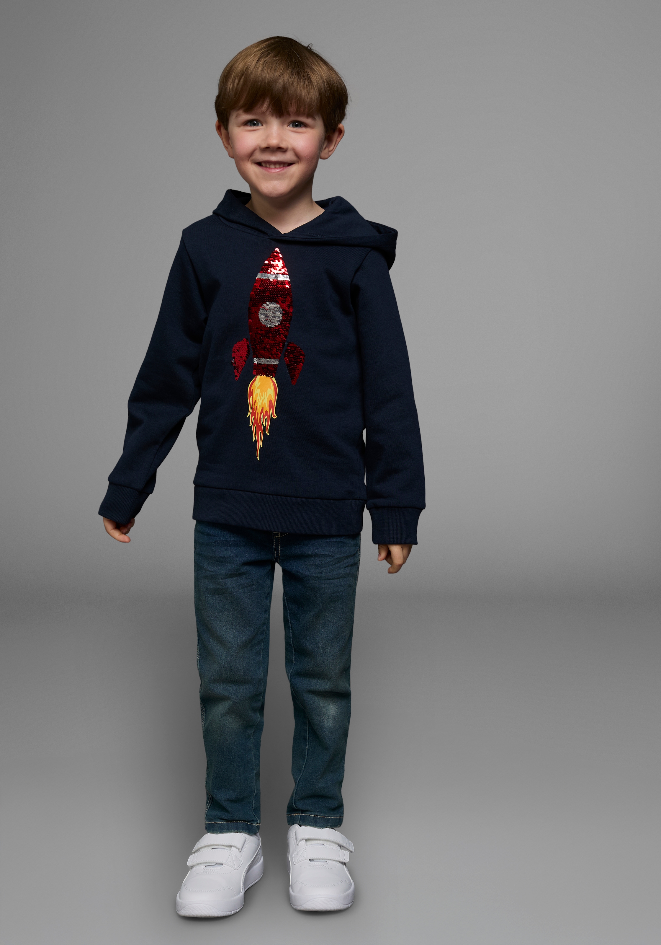 KIDSWORLD Kapuzensweatshirt, lange Ärmel, Basic-Passform, aus Baumwolle, mit Rippbündchen