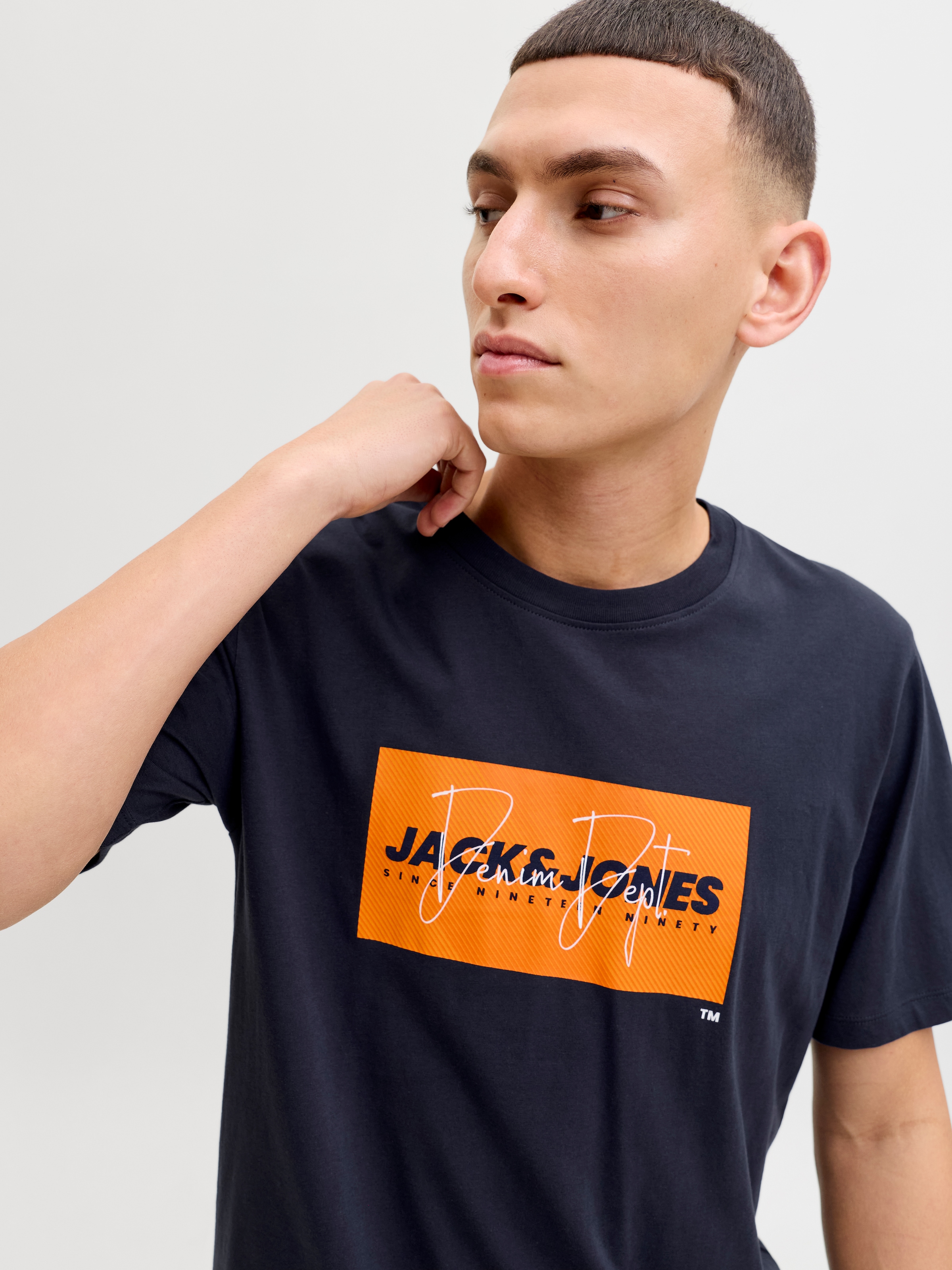 Jack & Jones Rundhalsshirt »JJCOLE PRINT TEE SS CREW NECK«