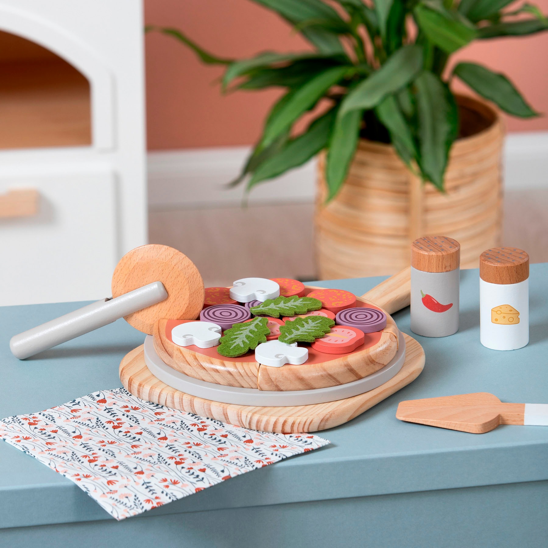 MUSTERKIND® Spiellebensmittel »Pizza-Set Fungus«, FSC®-Holz aus gewissenhaft bewirtschafteten Wäldern