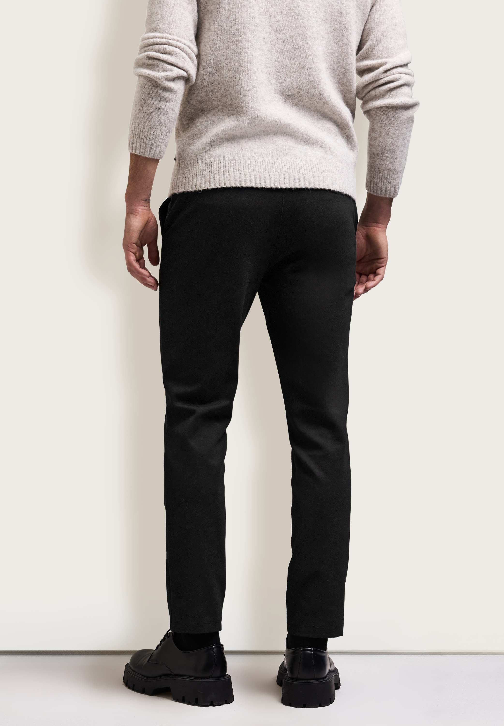 STREET ONE MEN Chinohose, im elastischen Materialmix