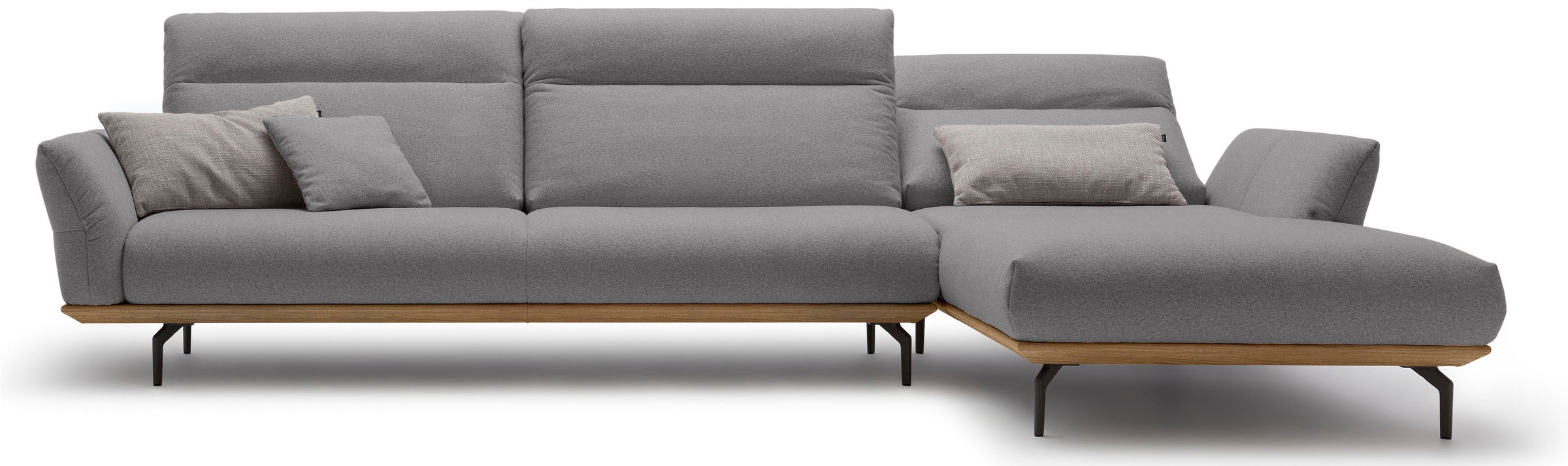Creation BY ROLF BENZ Ecksofa »CR.460«, Sockel in Nussbaum, Winkelfüße in Umbragrau, Breite 338 cm