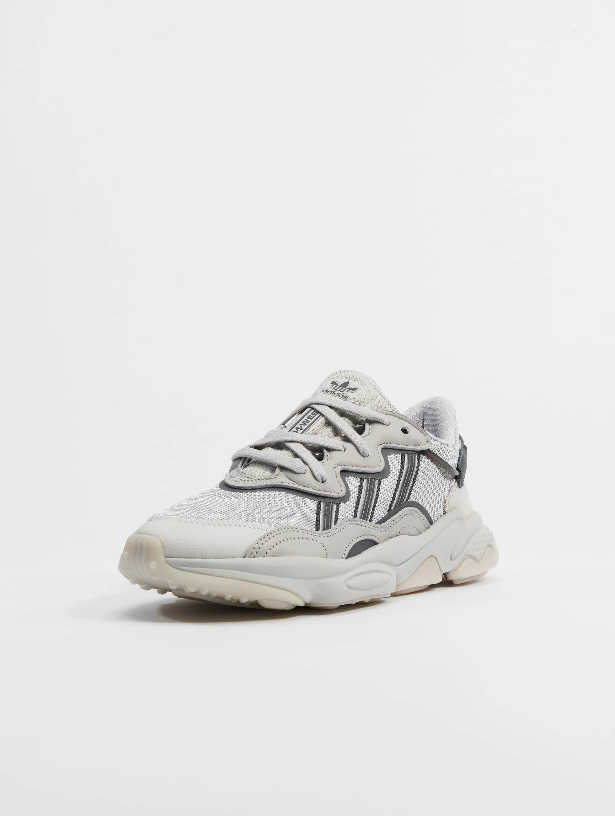 Trainingsschuh »Herren adidas Ozweego Schuhe«, (1 tlg.)