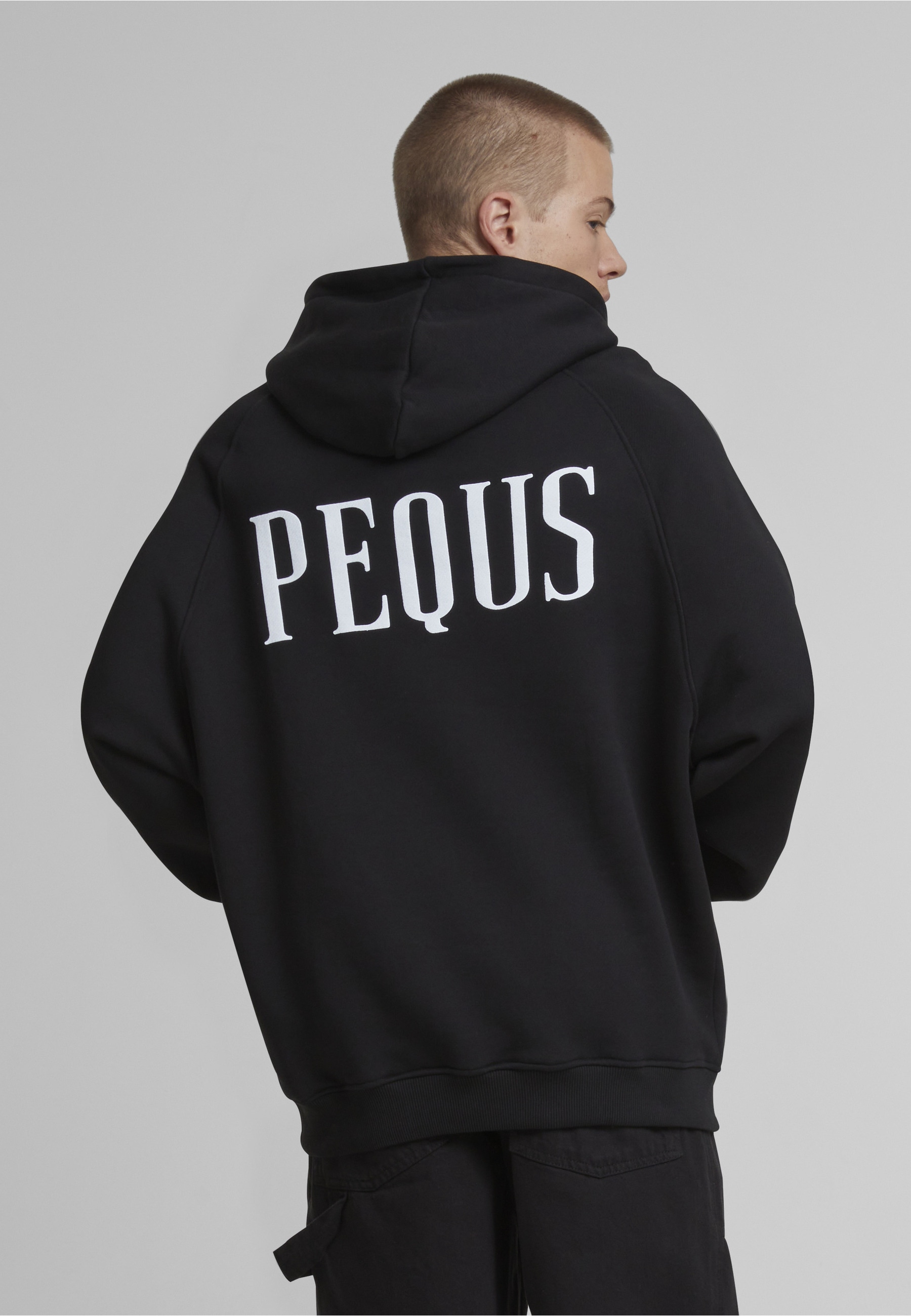 PEQUS Kapuzenpullover »PEQUS PEQUS Back Logo Hoodie« 1 Stk.