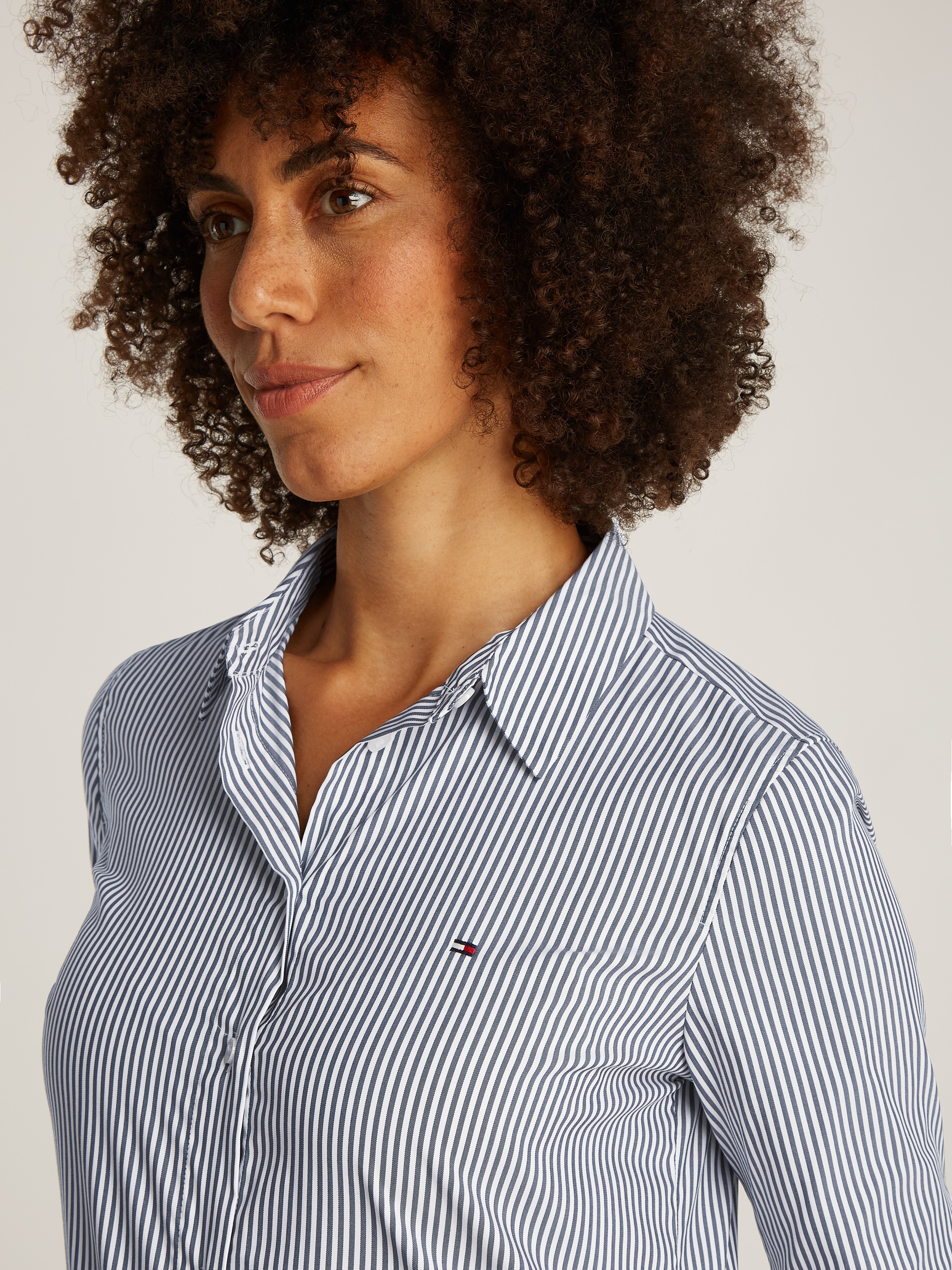 Tommy Hilfiger Hemdbluse »ESS POPLIN REGULAR SHIRT«, im klassischen Stil