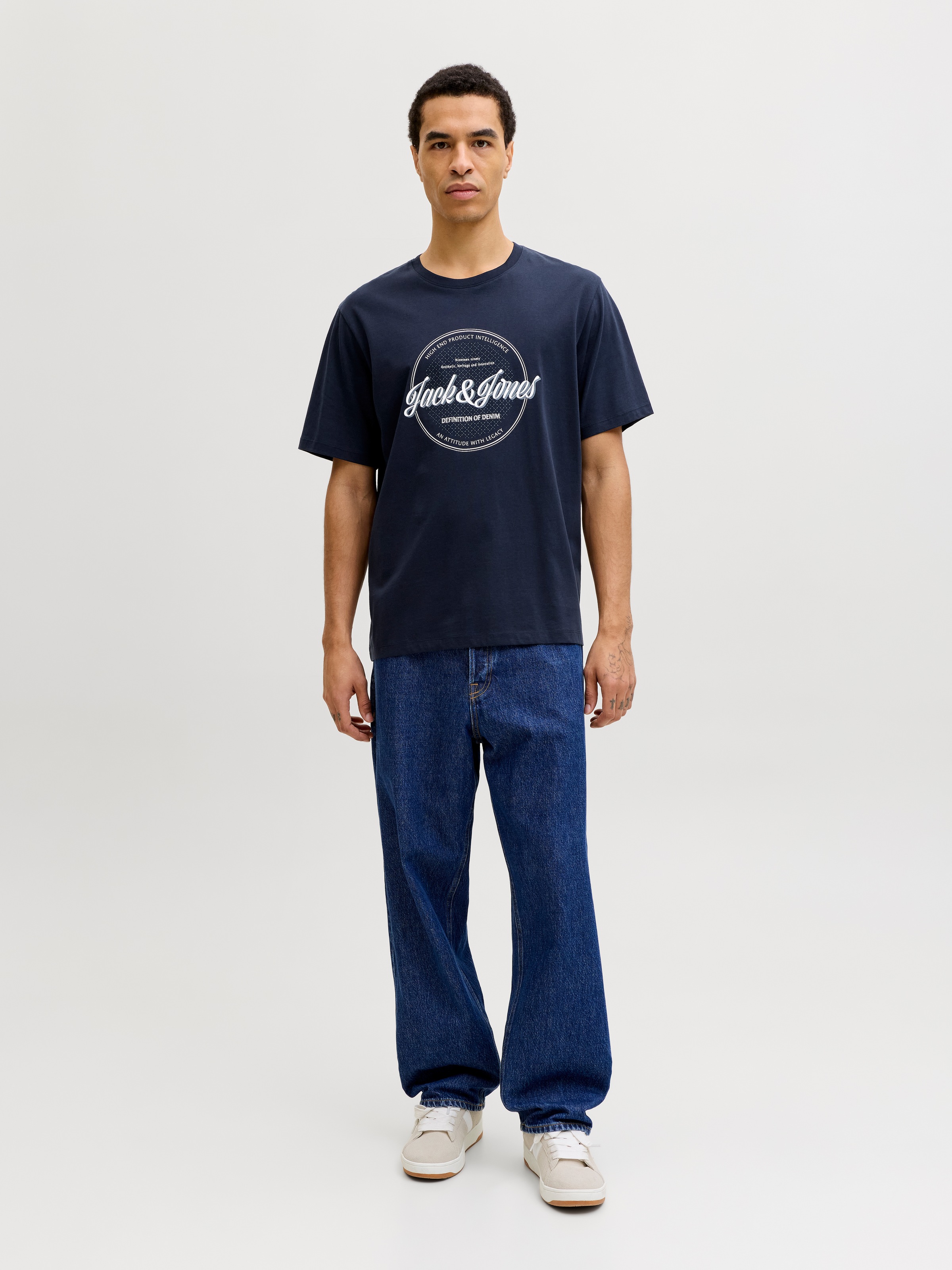 Jack & Jones Rundhalsshirt »JJEDOVER DENIM TEE SS O-NECK SN« mit Logobranding