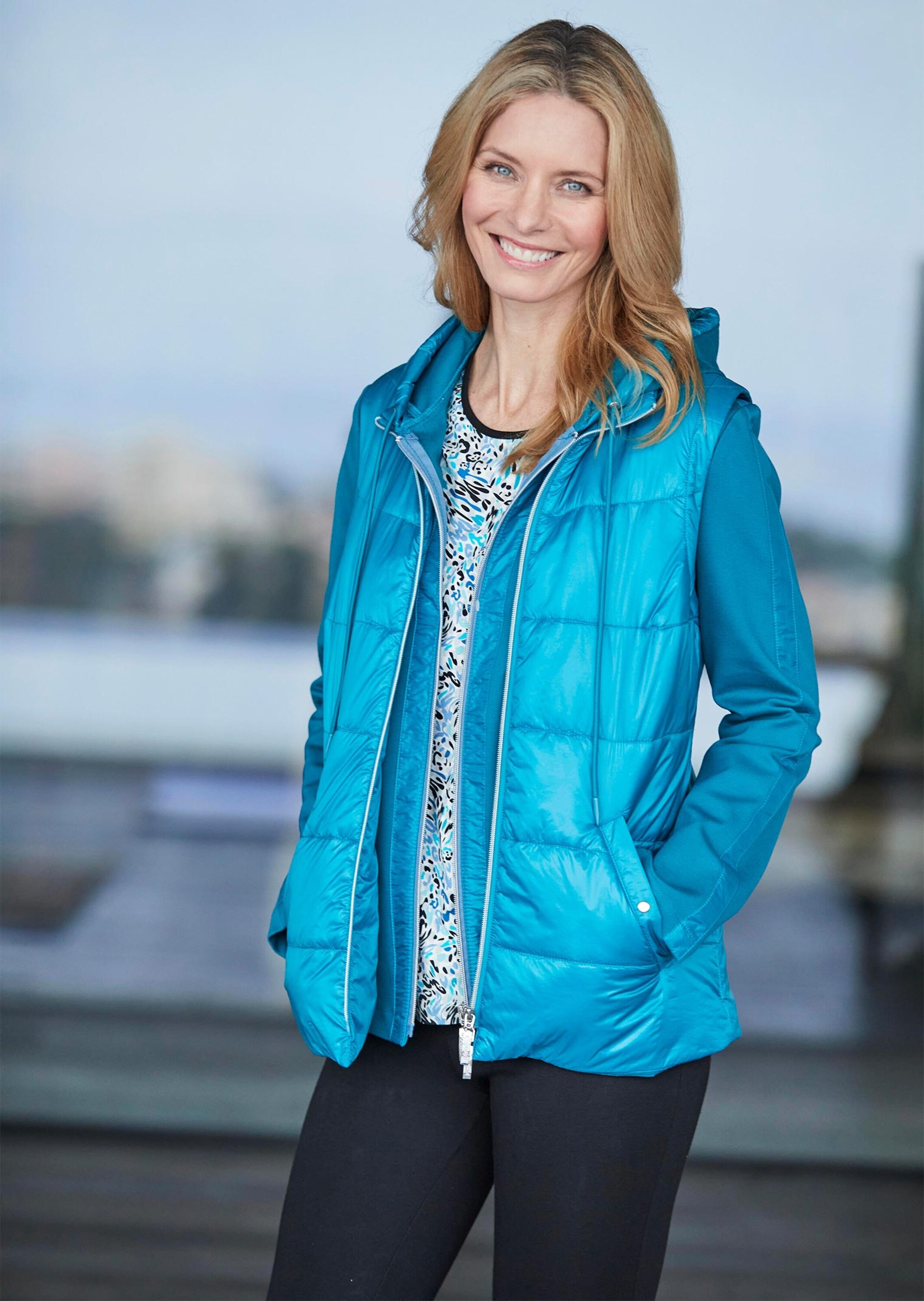 Thumbnail - GOLDNER Kurzweste "Leichte Steppweste mit Stehkragen" Ohne