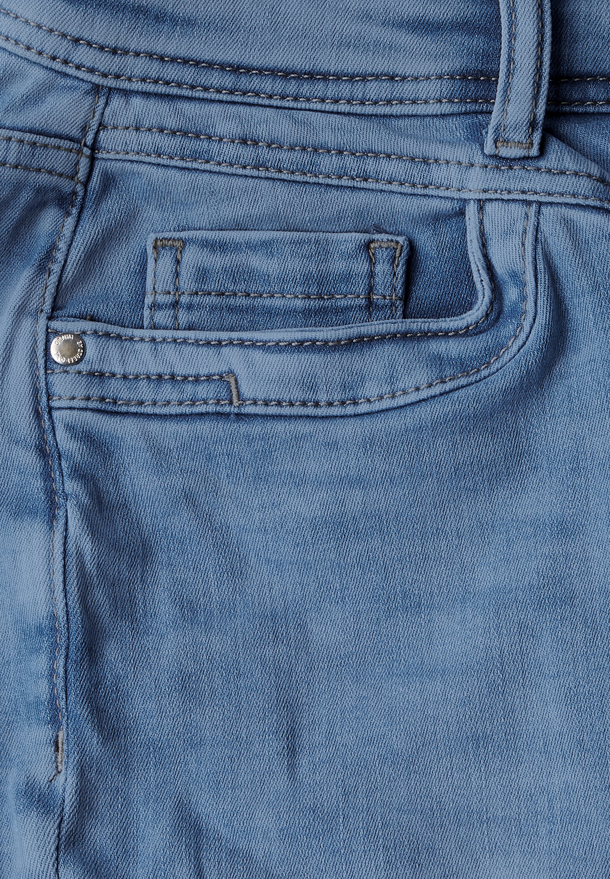 STREET ONE Slim-fit-Jeans, aus Baumwolle mit Stretchanteil