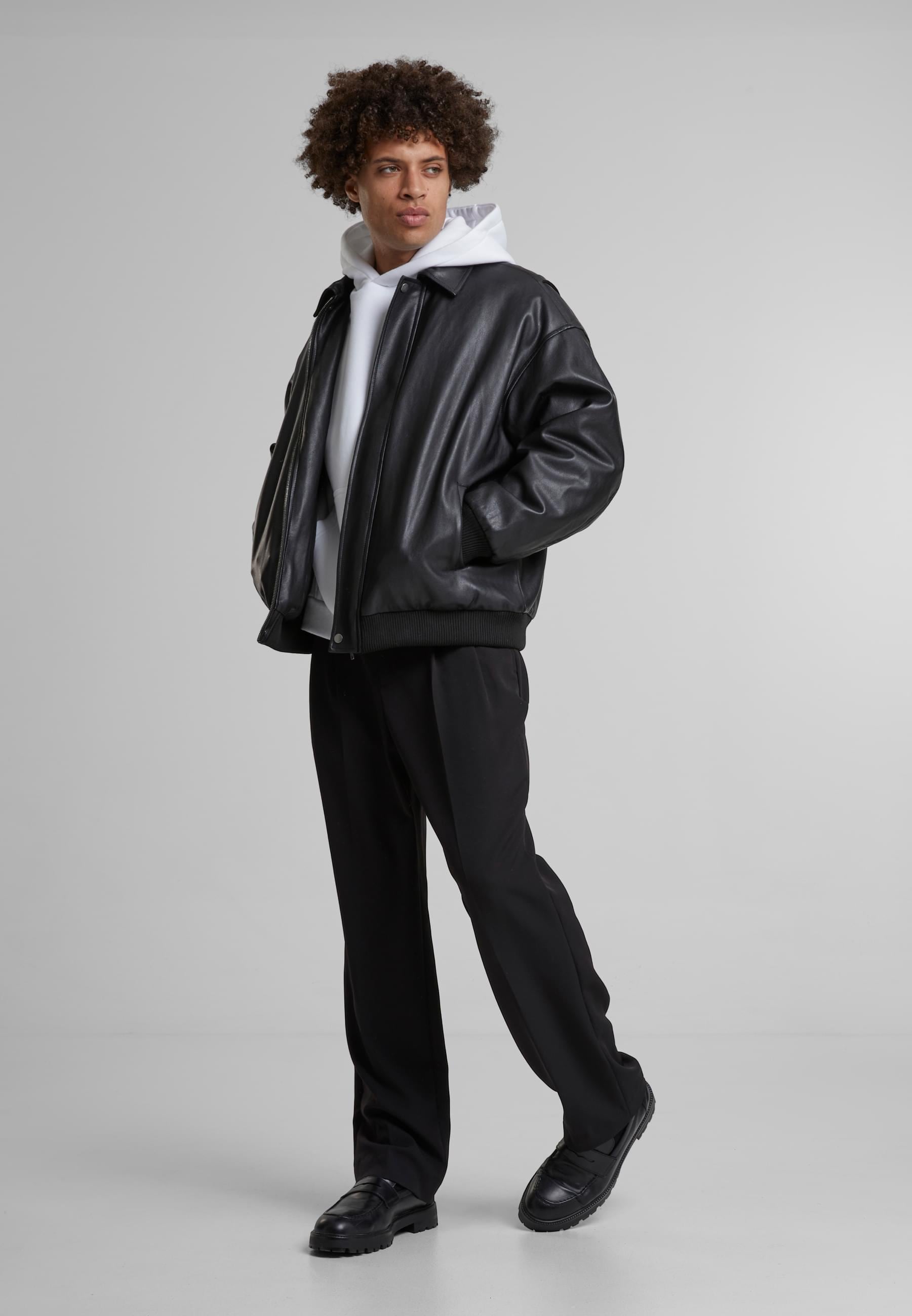 Upscale by Mister Tee Kapuzensweatshirt »Upscale by Mister Tee Wild Stories Fluffy Hoody«, (1 tlg.)