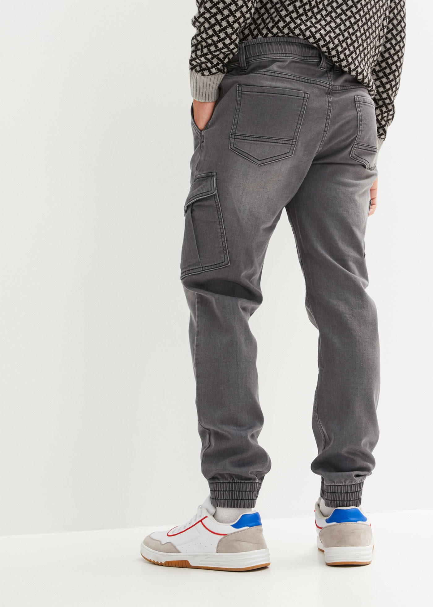 bonprix Jogg Pants »Regular Fit Jeans-Jogger mit Komfortbund, Straight« mit Komfortbund