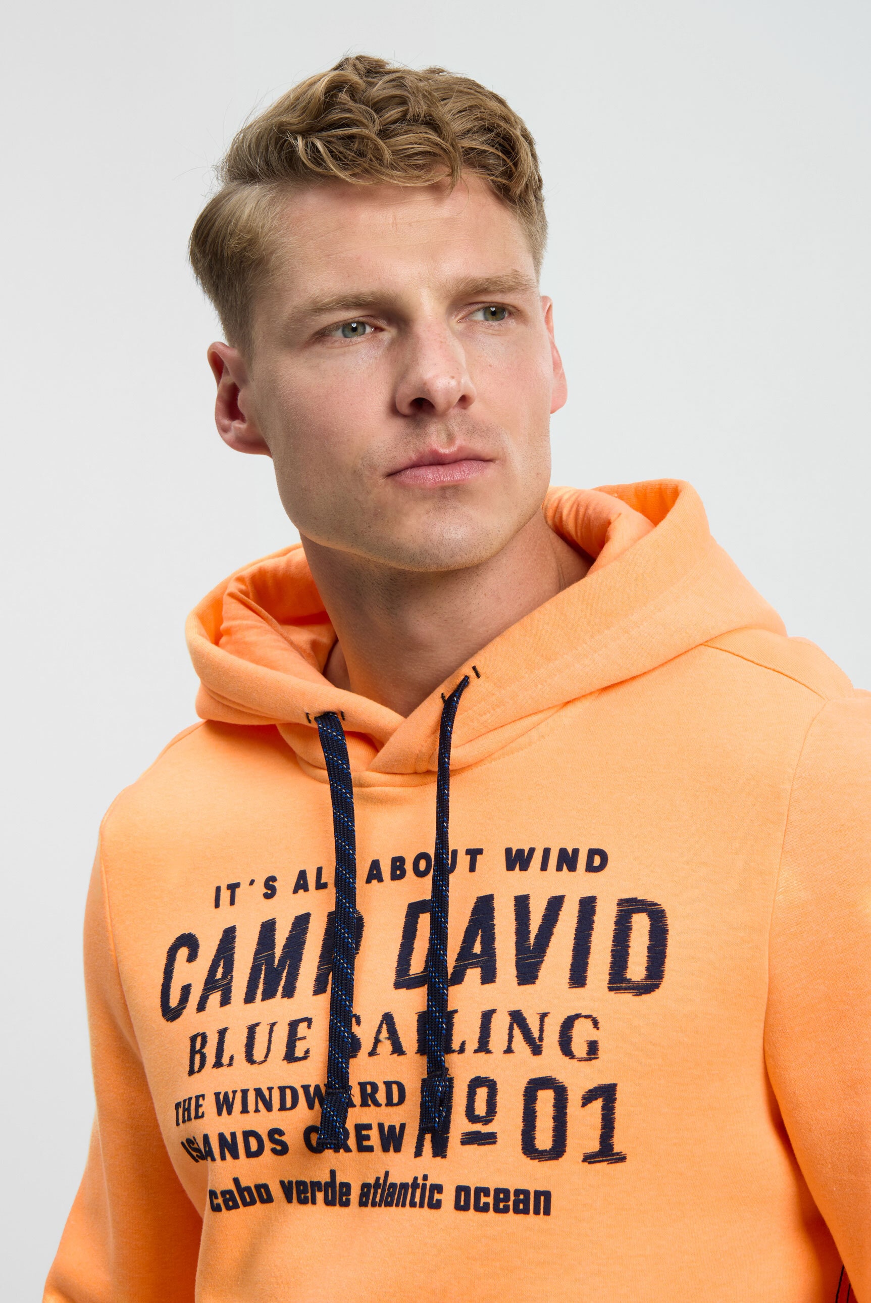 CAMP DAVID Kapuzensweatshirt , mit reflektierenden Details
