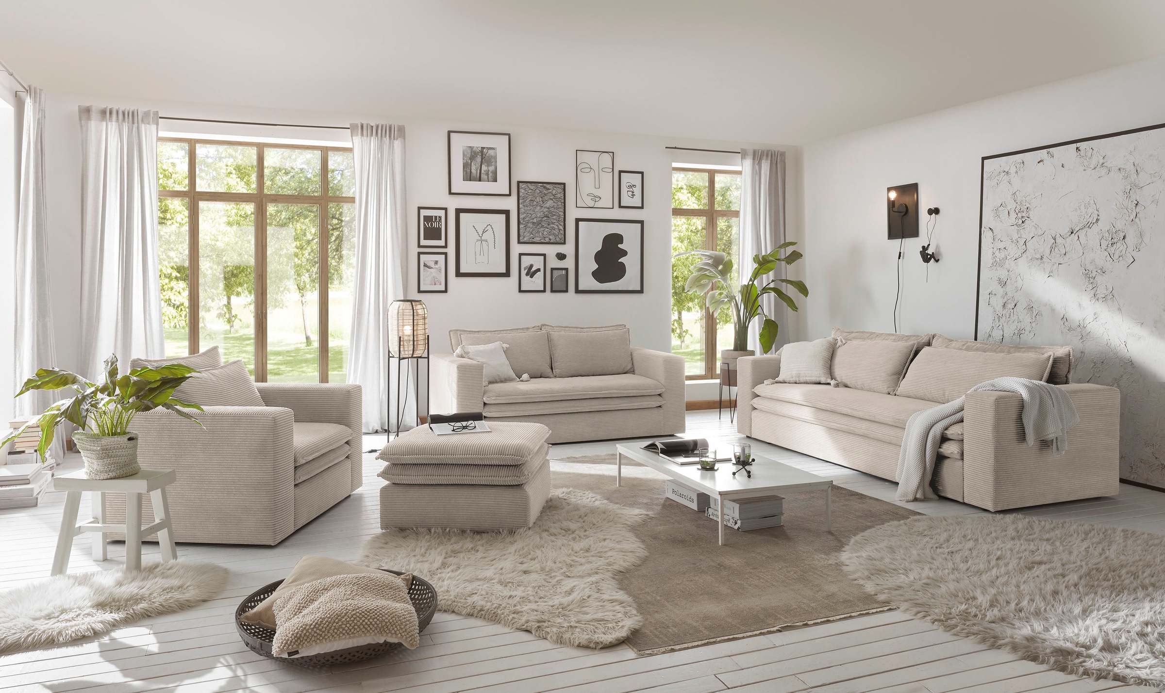 Places of Style 2-Sitzer »PIAGGE«, Hochwertiger Cord mit weicher Velours-Struktur