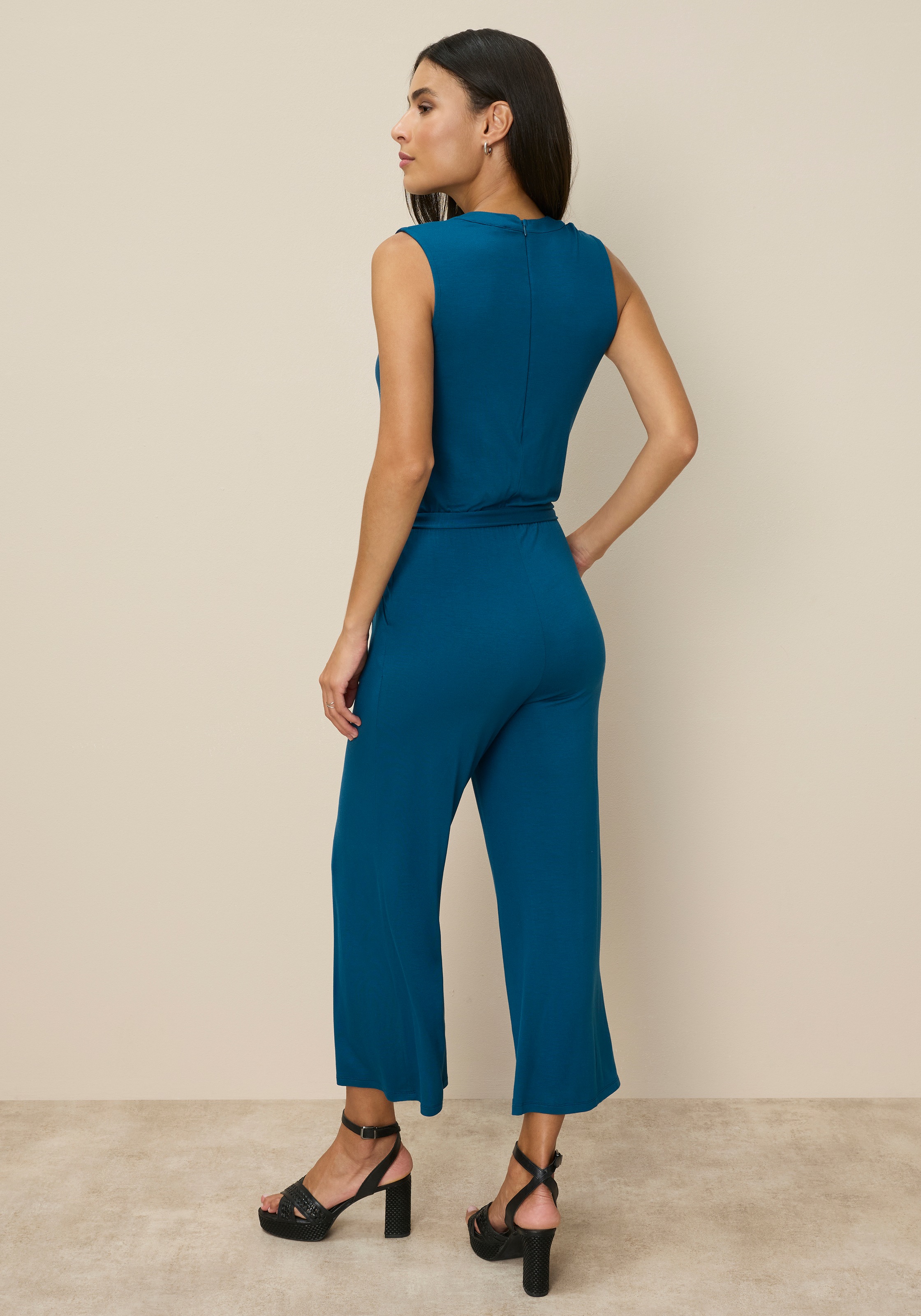 Tamaris Overall mit tailliertem Bindeband und Stehkragen günstig online kaufen