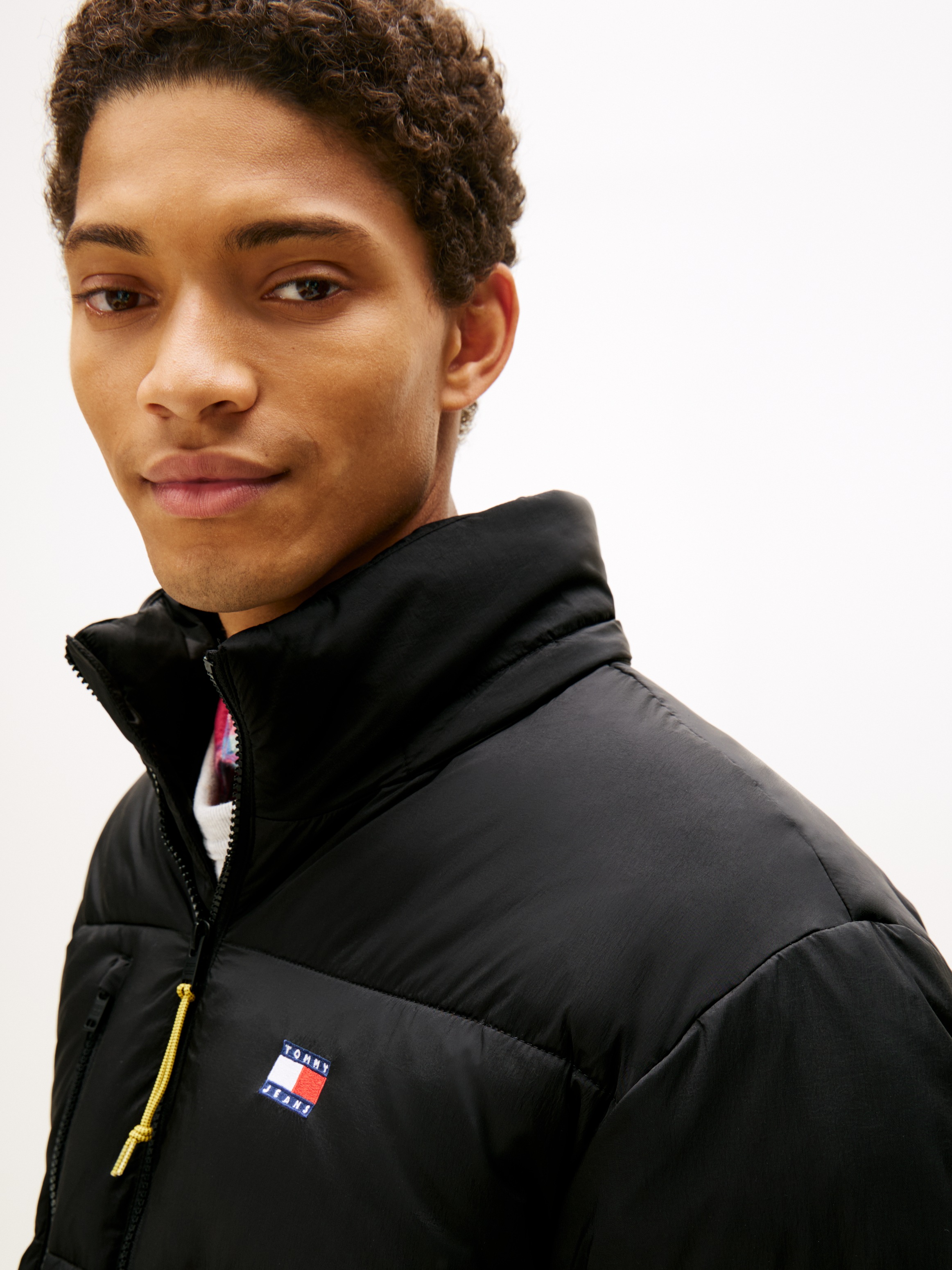 Thumbnail - Tommy Jeans Steppmantel "VAIL MAXI PARKA" Regular fit mit abnehmbarer Kapuze