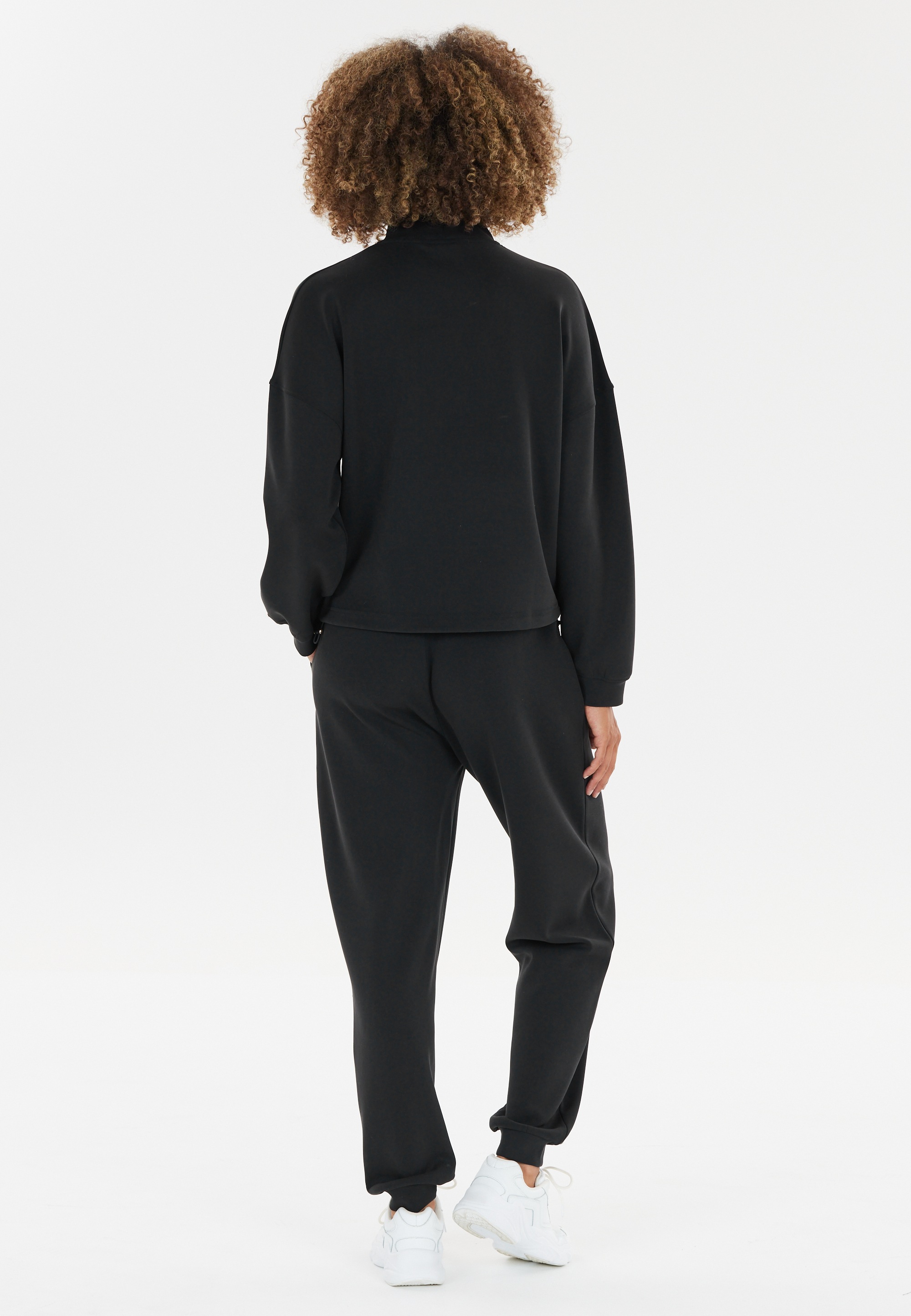 ATHLECIA Sweathose »Paris«, aus angenehm weichem und dehnbarem Materialmix