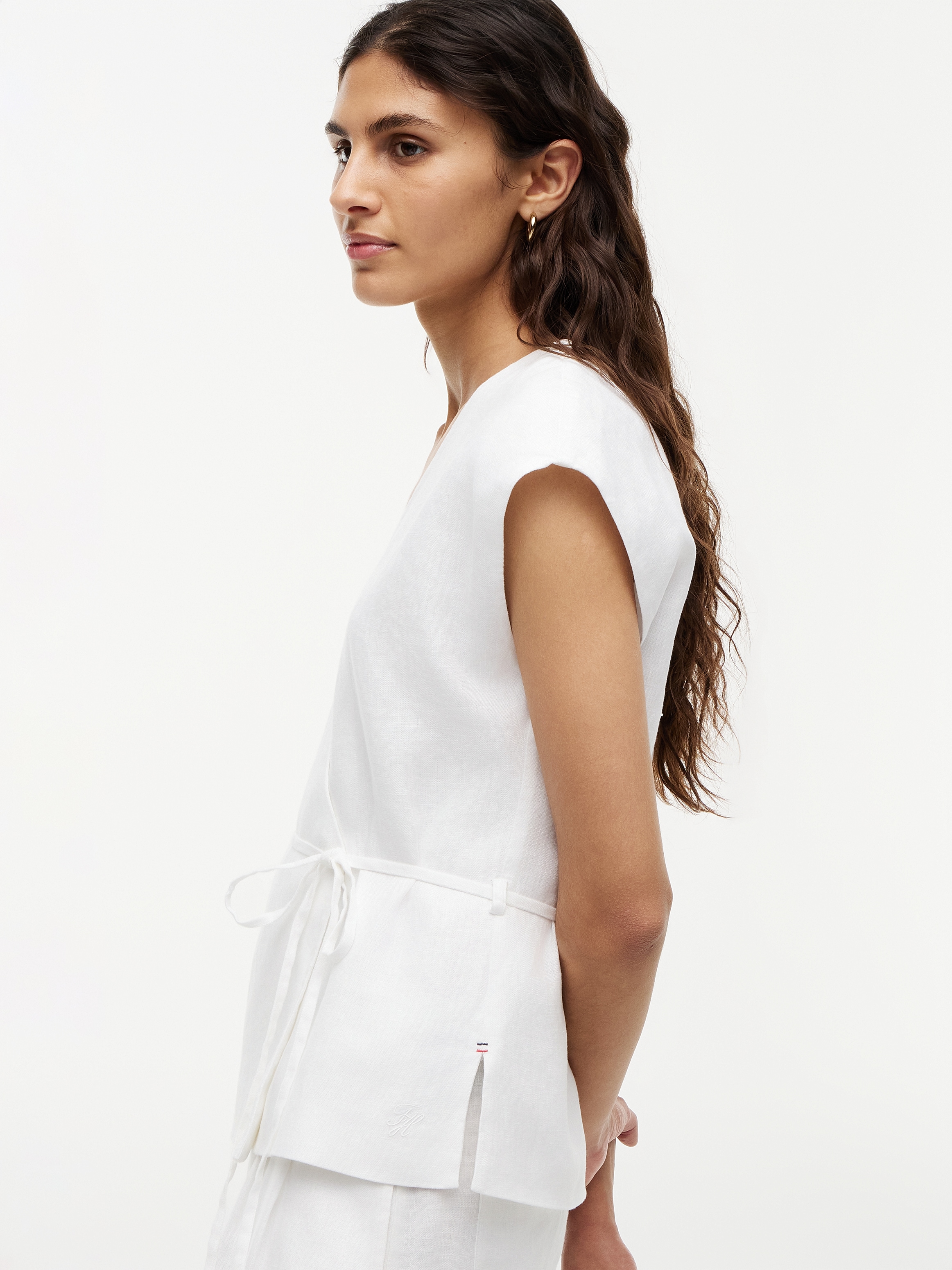 Tommy Hilfiger Wickelbluse »ESS LINEN WRAP TIE NS VEST« Materialmix, Bindeband