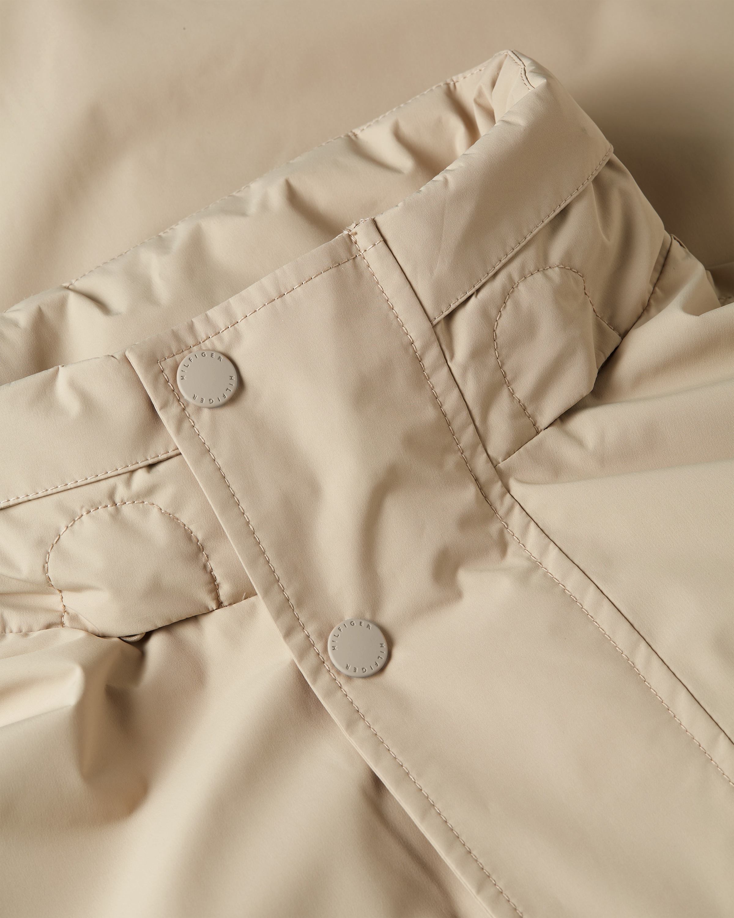 Tommy Hilfiger Fieldjacket »PACKABLE FIELD JACKET«, mit Kapuze, Kapuze im Kragen verstaubar