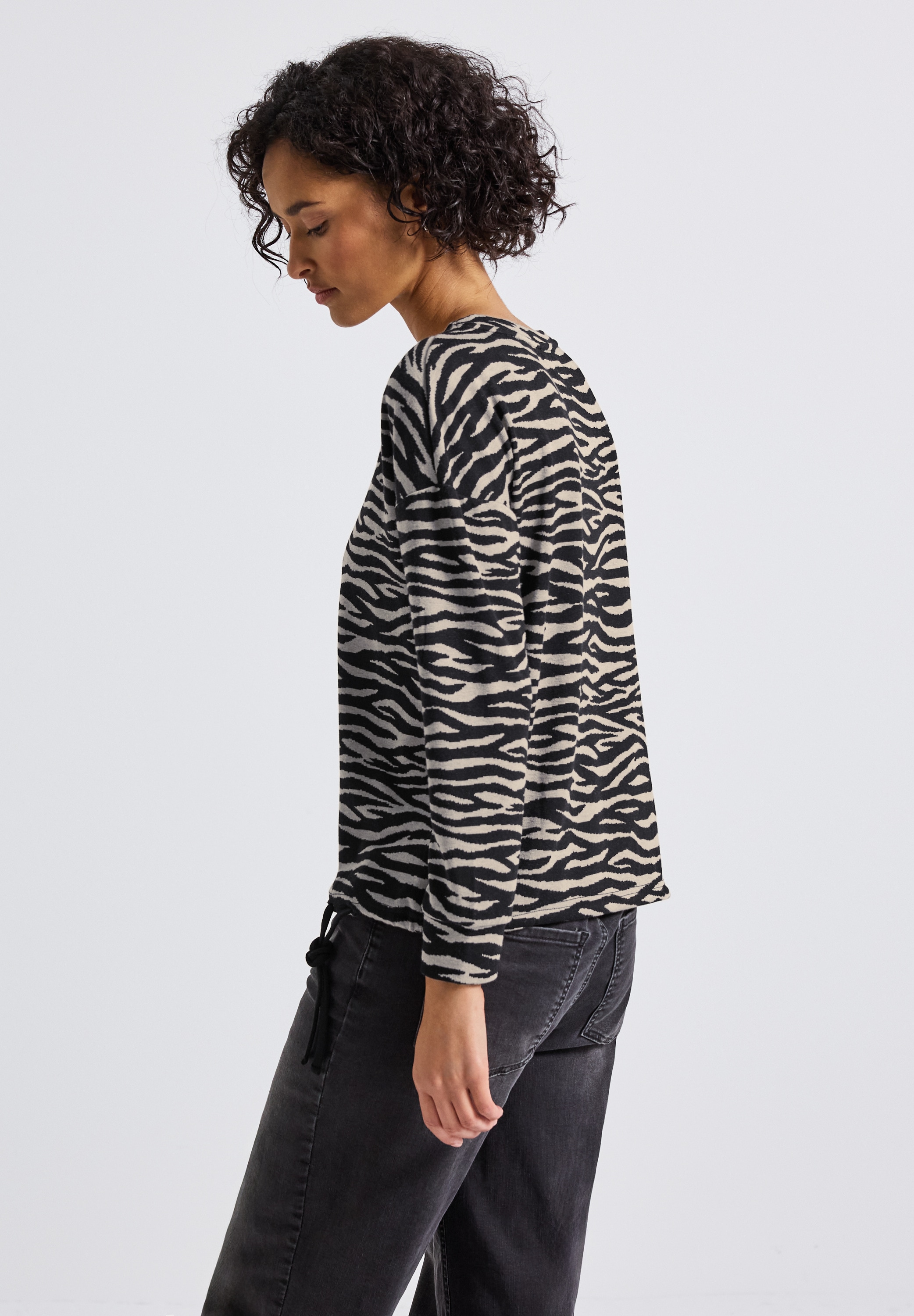 STREET ONE Langarmshirt, mit grafischem Muster