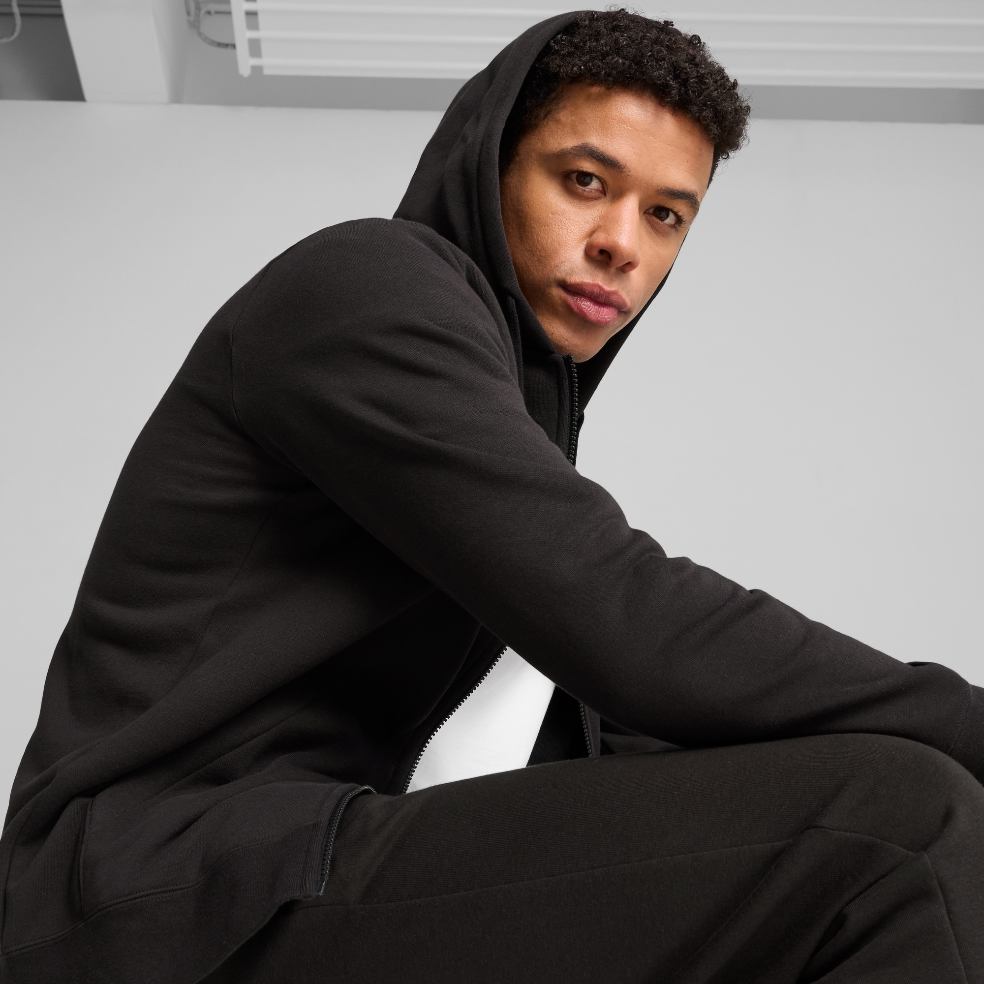PUMA Kapuzensweatshirt »ESS NO. 1 LOGO FULL-ZIP HOODIE FL«