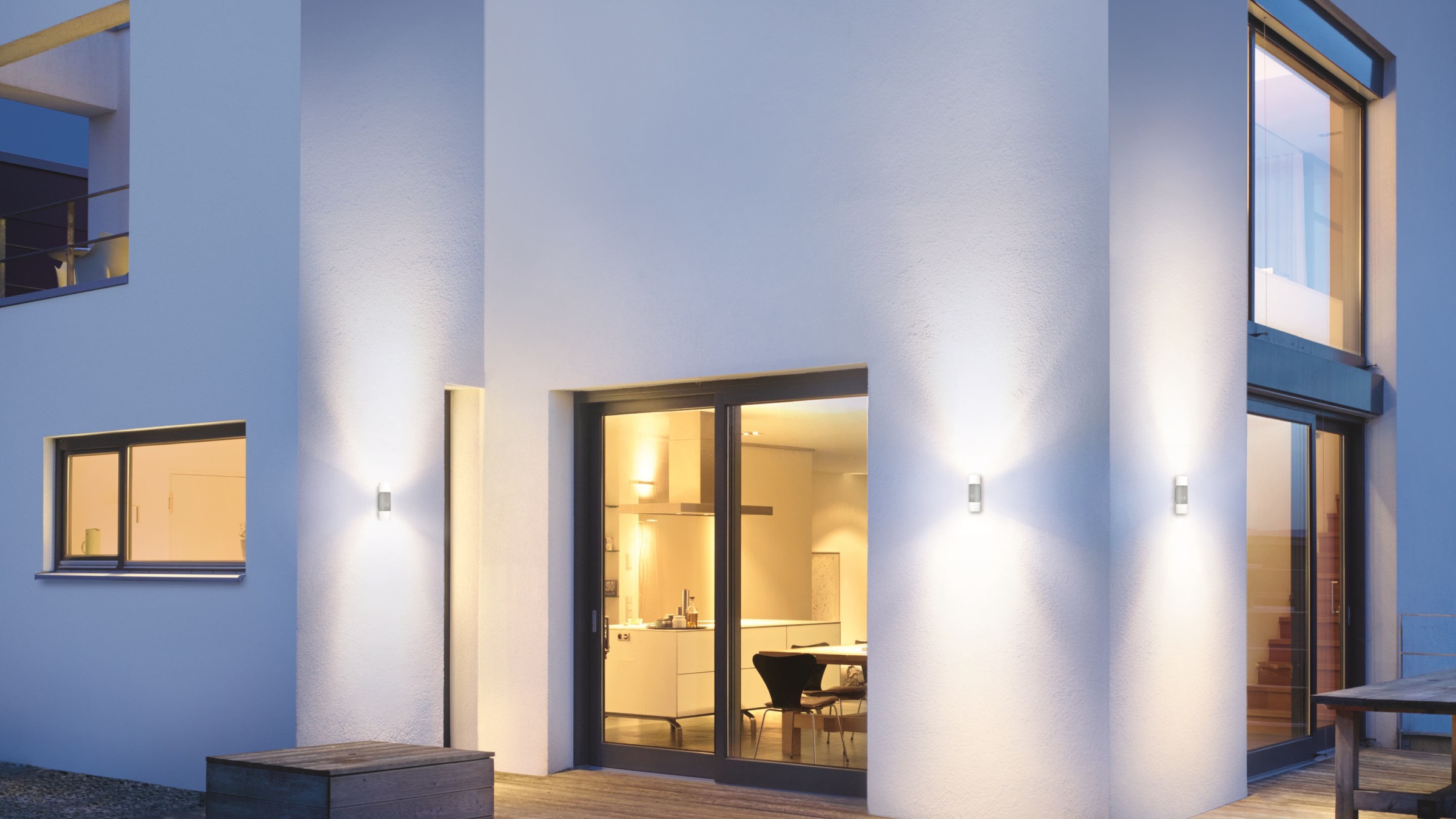 steinel LED Außen-Wandleuchte »L 910 S SI«, 2 flammig-flammig, 180° Bewegungsmelder, Warmweiß,über Kabel, Fassadenleuchte, Aluminium