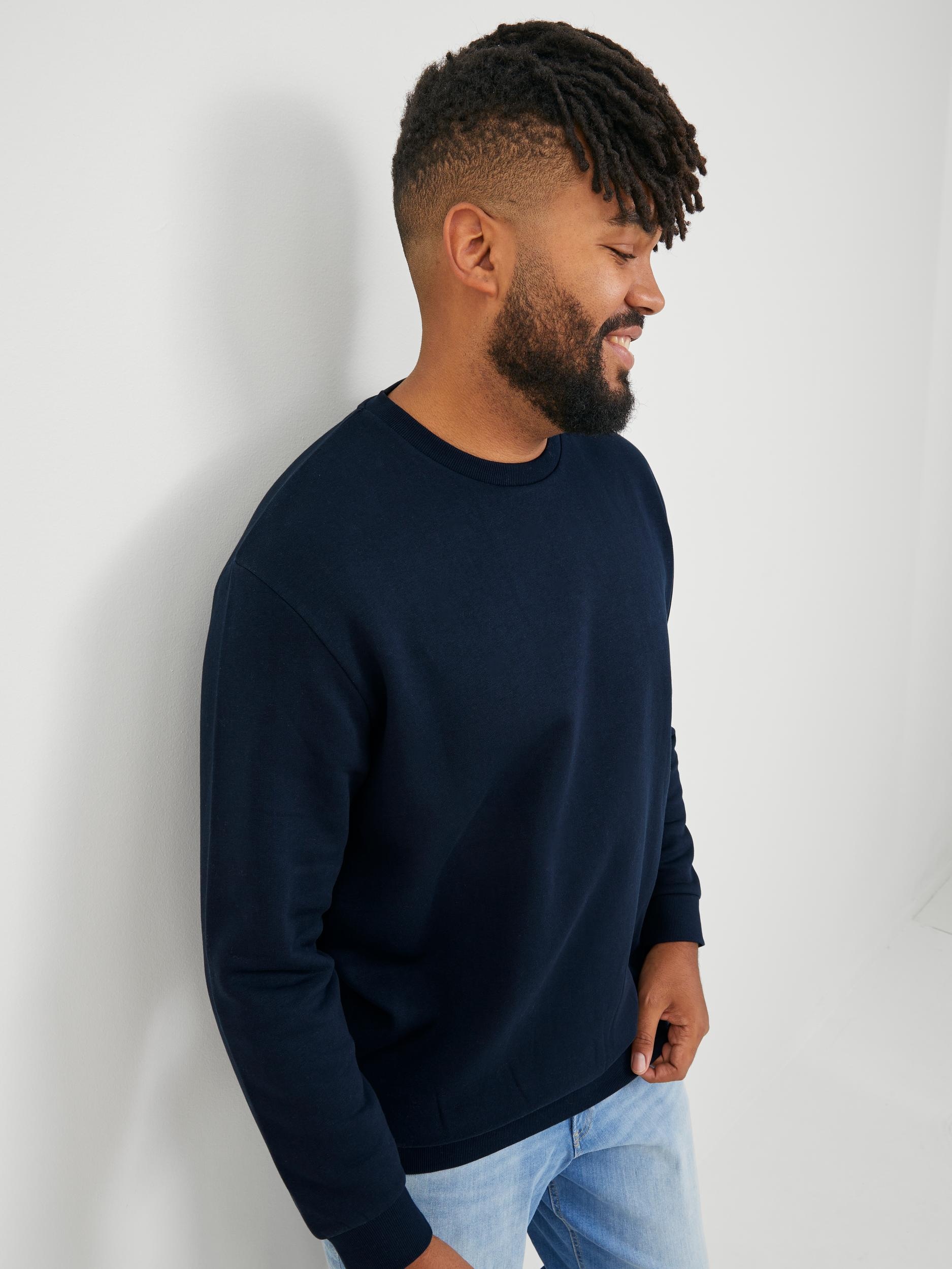 Jack & Jones PlusSize Sweatshirt »JJEBRADLEY SWEAT CREW NOOS PLS«, mit Rippbündchen