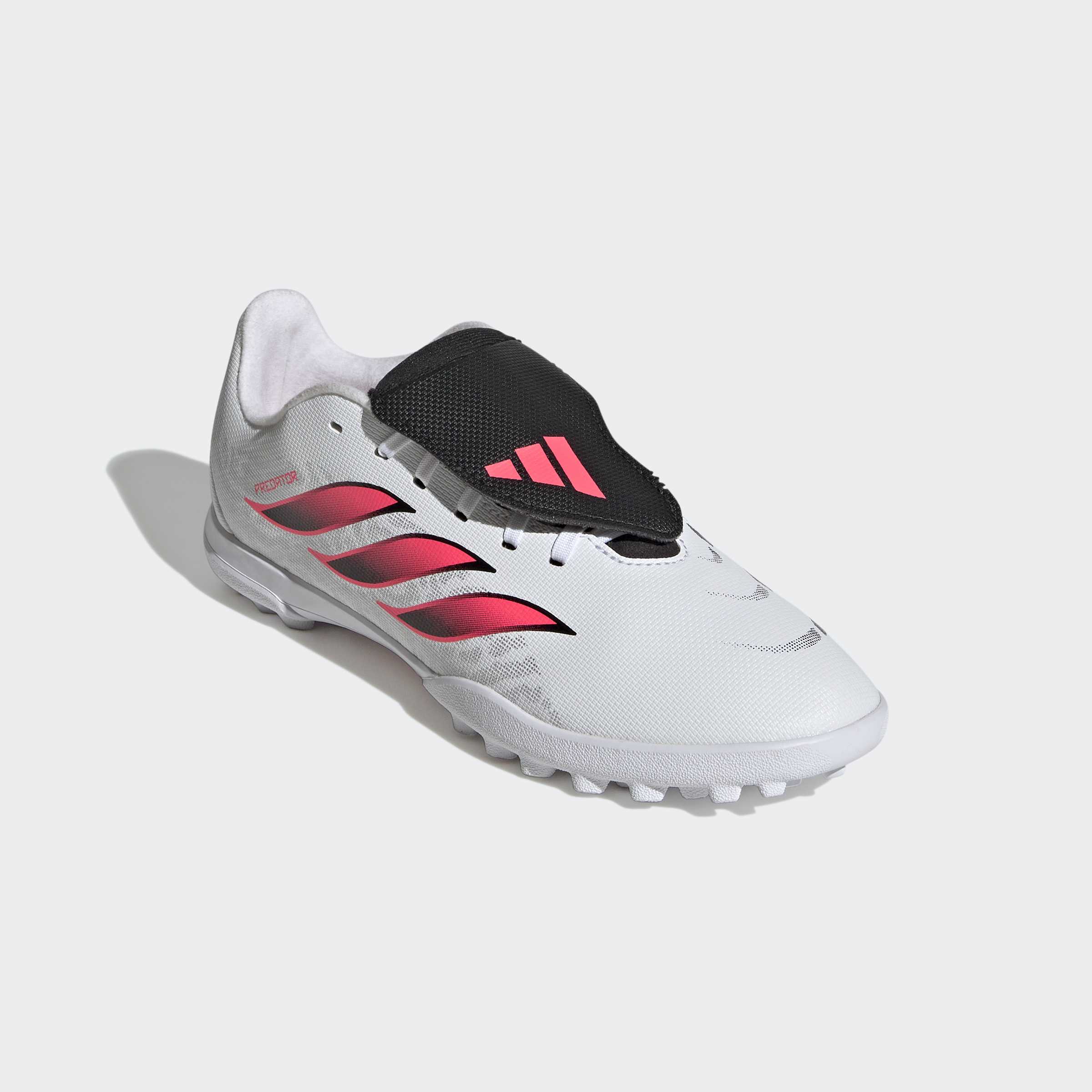 adidas Performance Fußballschuh "PREDATOR CLUB KIDS, HYBRIDRASEN, UMSCHLAGBARE ZUNGE" für Kinder & Jugendliche