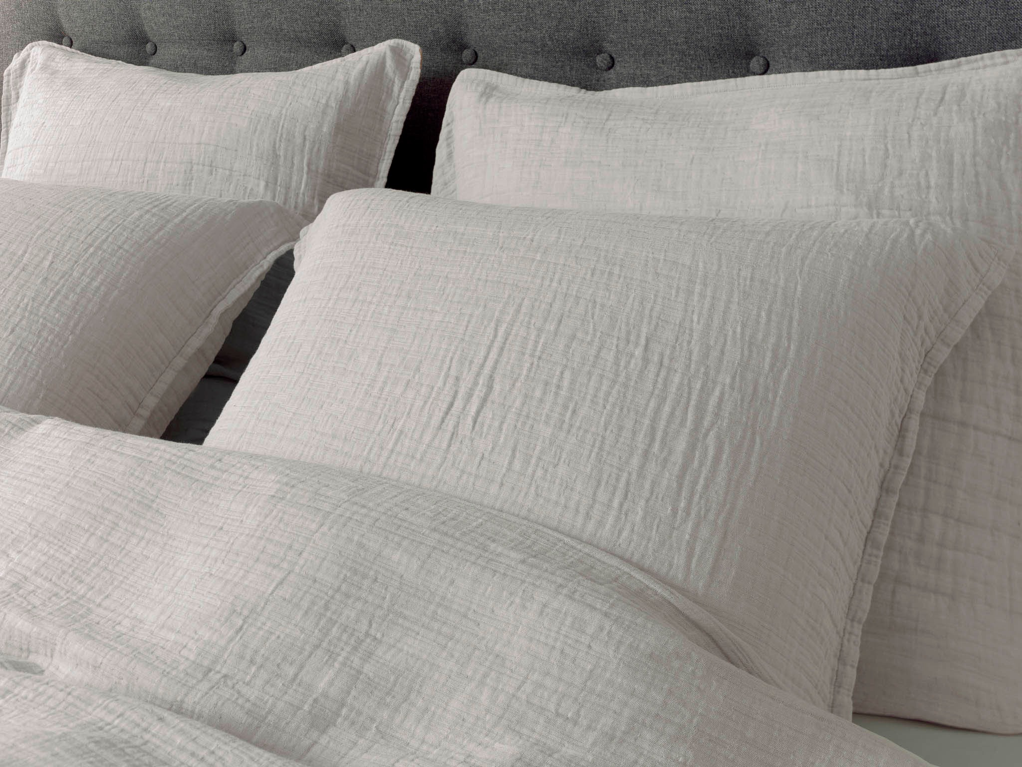 YELLOW Bettwäsche »Garza« 2 Stk. Uni Design, 100% Baumwolle ab 135x200 cm.