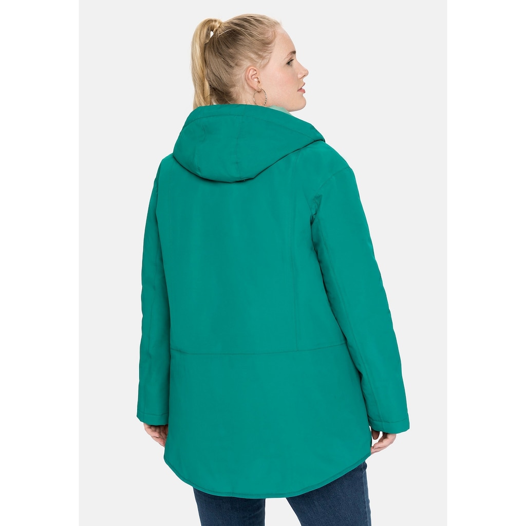 Damenmode Jacken & Mäntel Sheego Outdoorjacke »Jacke«, leicht oversized und wasserabweisend grün Damenmode Jacken & Mäntel Sheego Outdoorjacke »Jacke«, leicht oversized und wasserabweisend grün