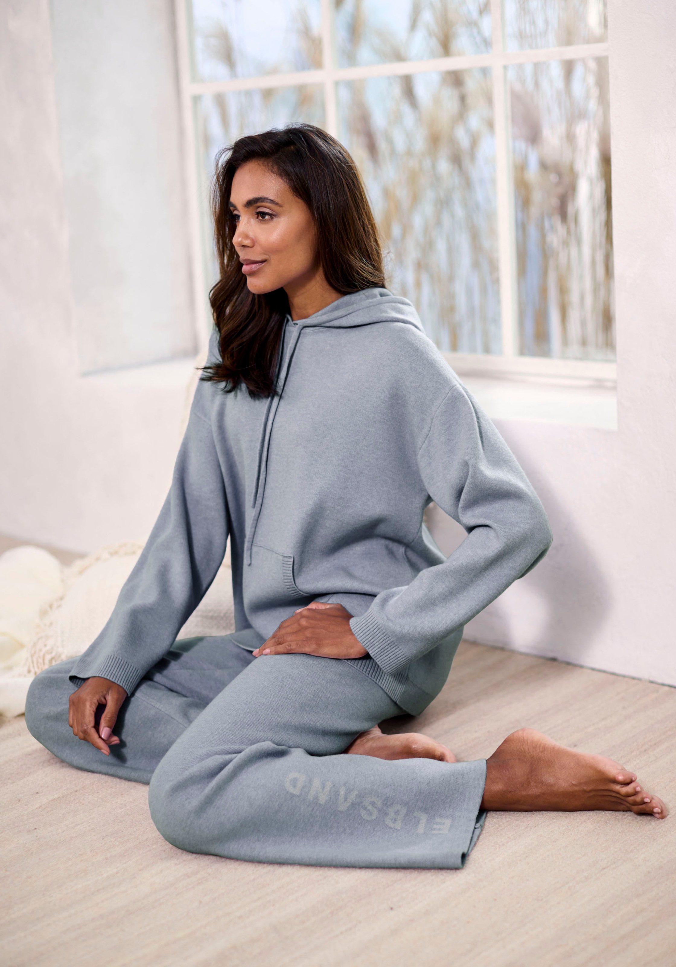 Thumbnail - Elbsand Hoodie, aus hochwertigen Strick