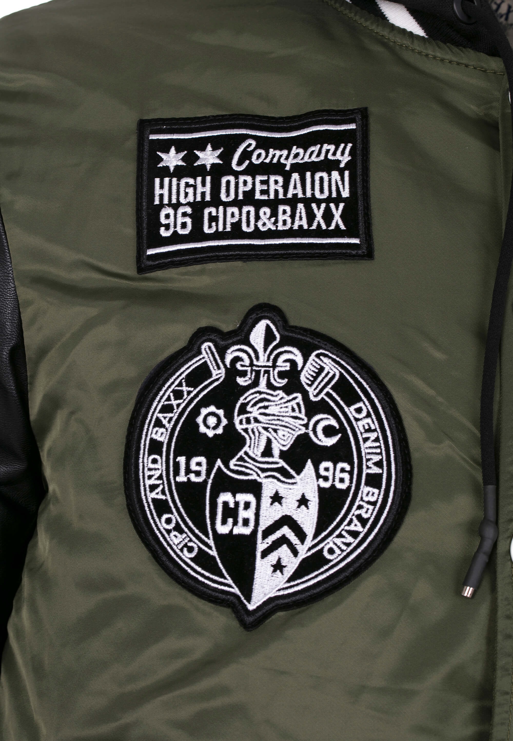 Cipo & Baxx Collegejacke, mit lässiger Kapuze