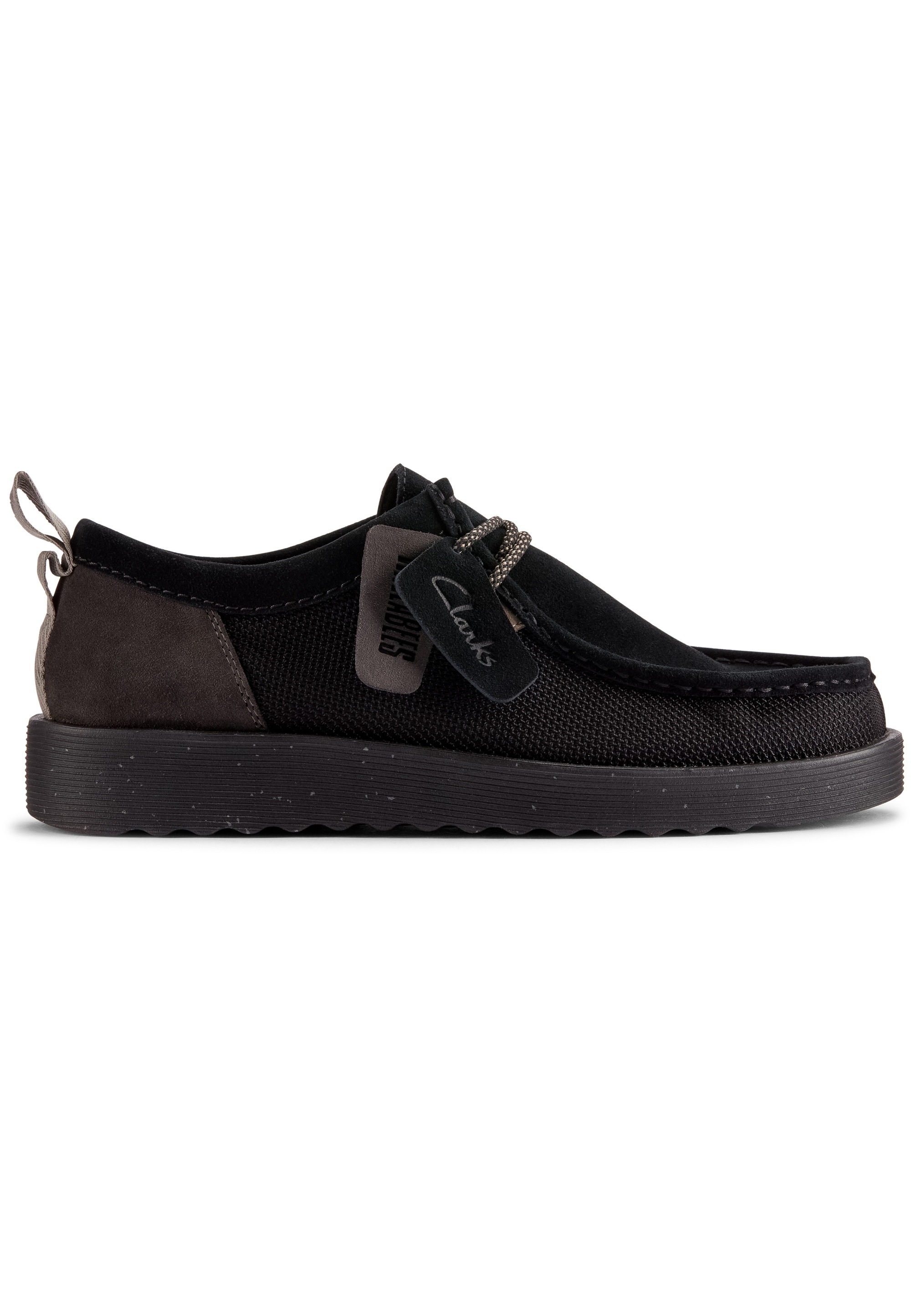 Clarks Sneaker »Wallabee«, mit besonders stoßdämpfender Sohle