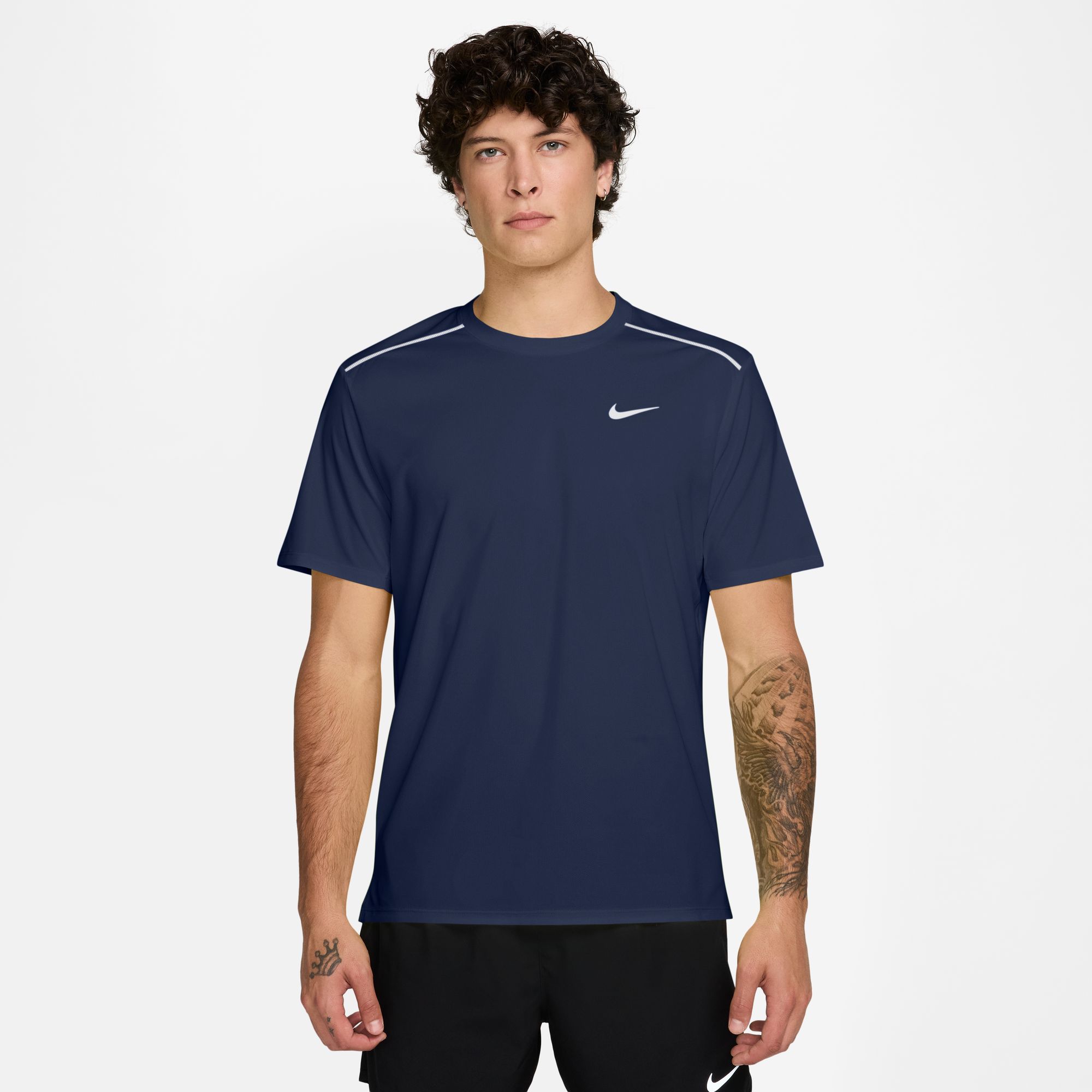 Nike Laufshirt "M Nk Df Uv Miler Ss" Sportlicher Schnitt, Mit Kurzen Ärmeln, Mit Reflektierenden Details
