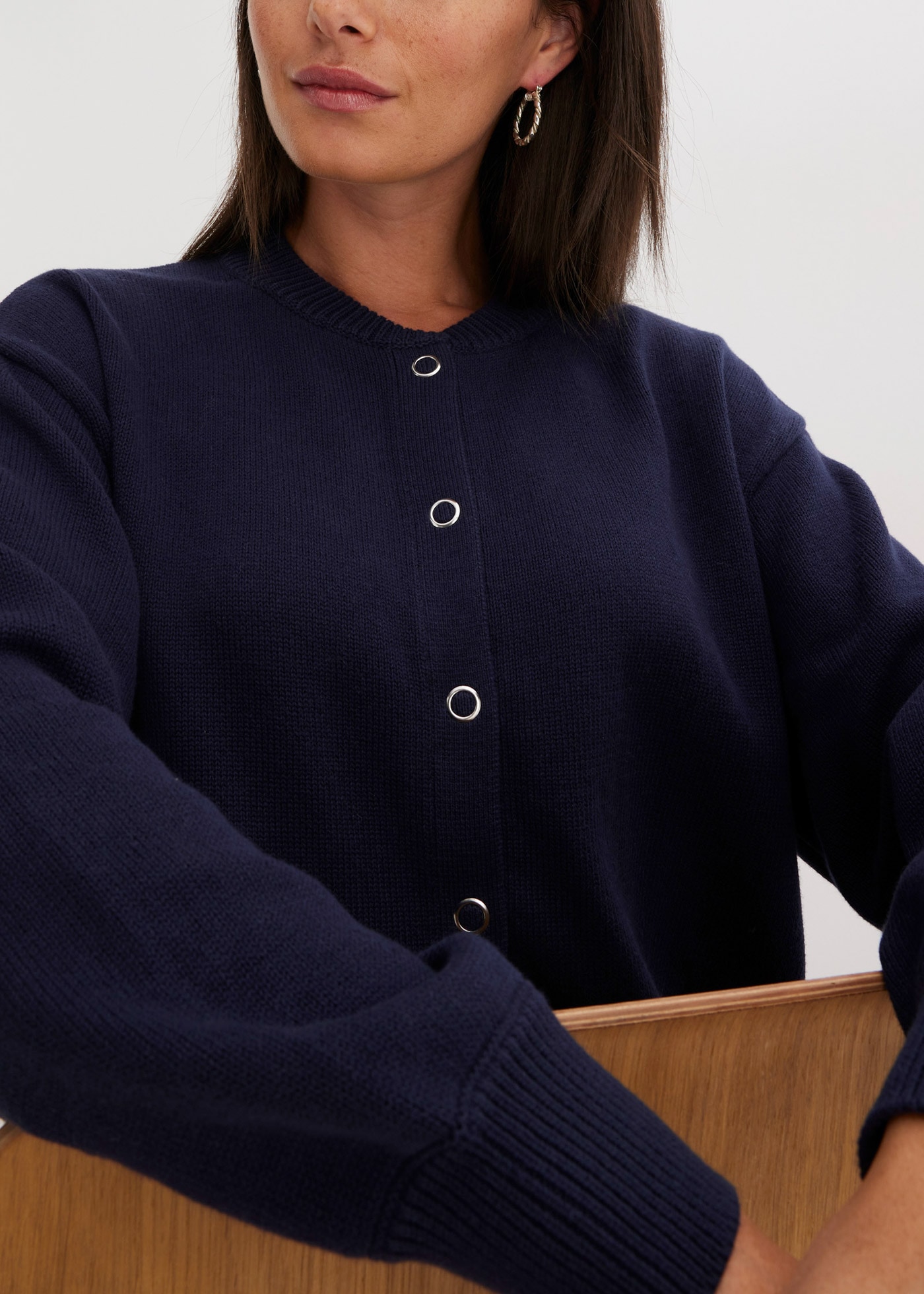 bonprix Strickjacke »Strickjacke aus reiner Baumwolle« Oversize Passform, mit Rippbündchen, aus Baumwolle, mit Knopfleiste