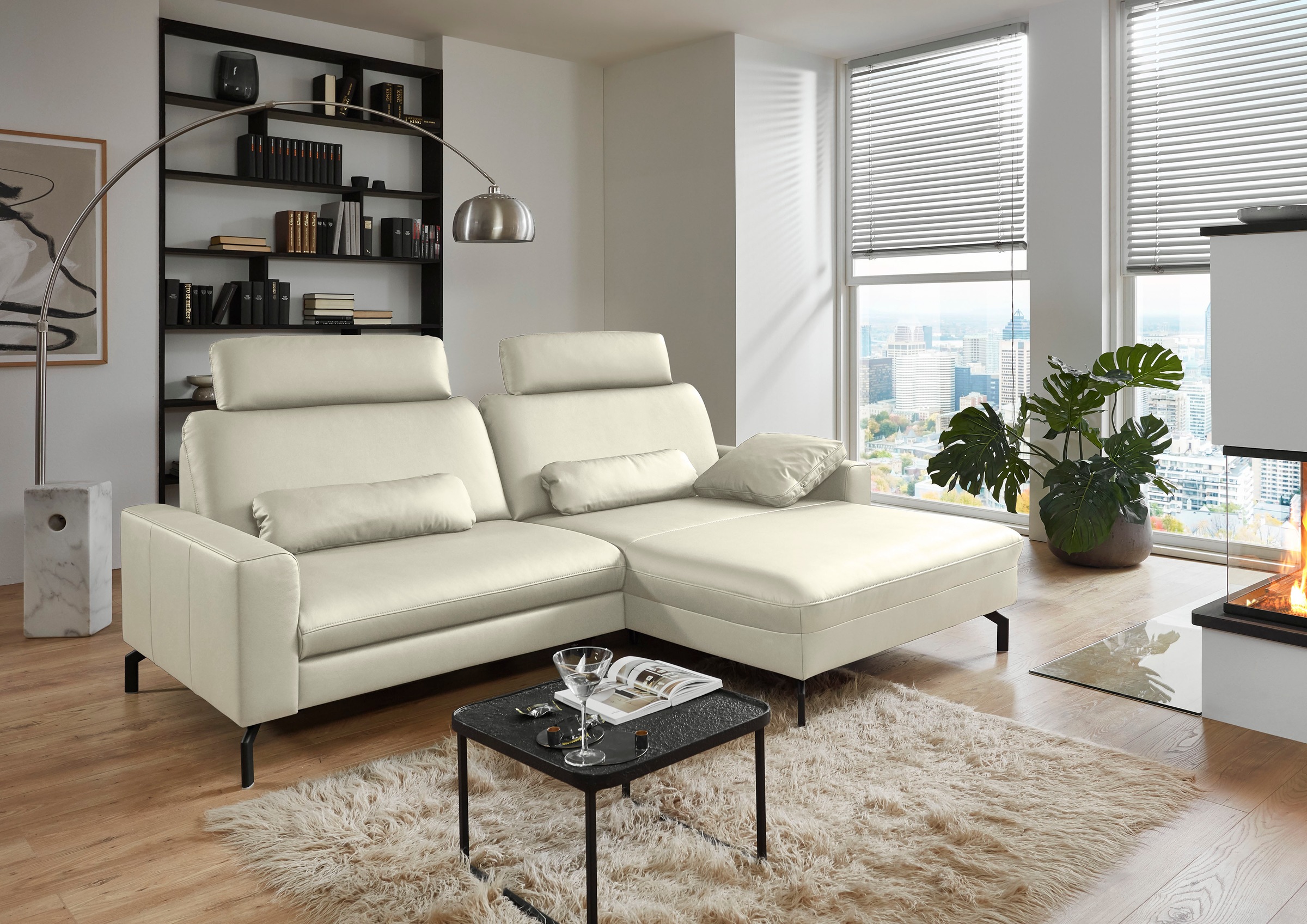 Die PlanBar Ecksofa »PN-EM20028 L-Form mit Kopfstützen«, wahlweise mit motorischem Canape