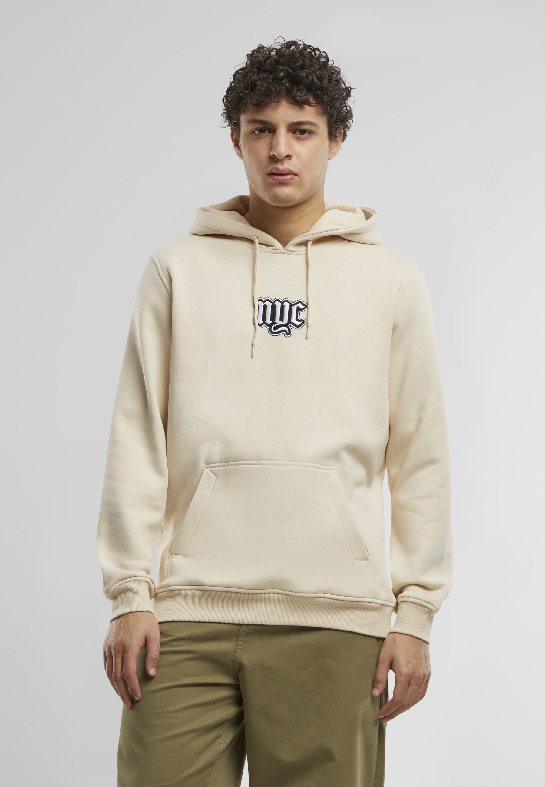 MisterTee Kapuzensweatshirt »MisterTee NYC Old English Wording Patch Hoody«, 1 Stk.
