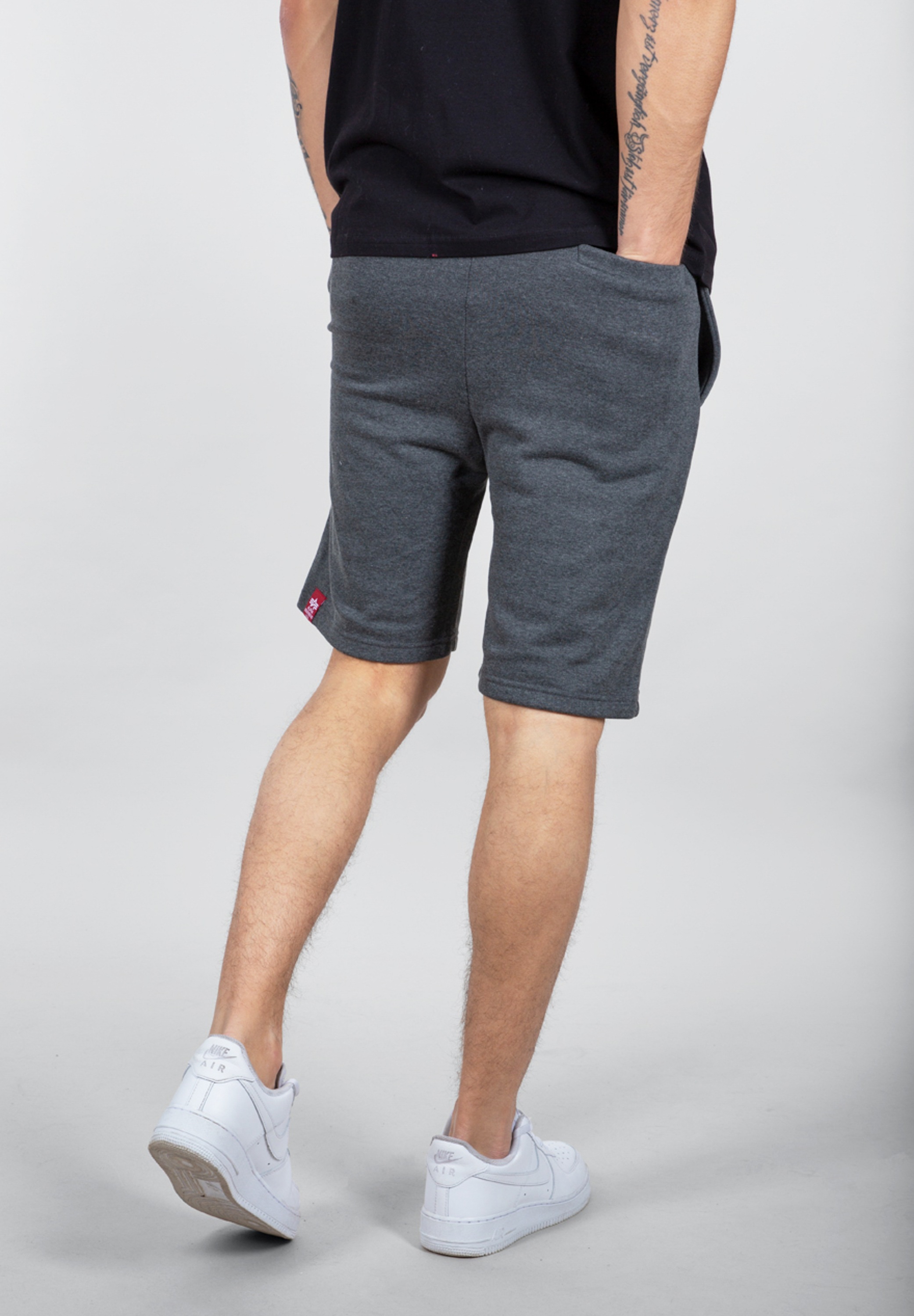 Thumbnail - Alpha Industries Sweatshorts "Big Letters Short"