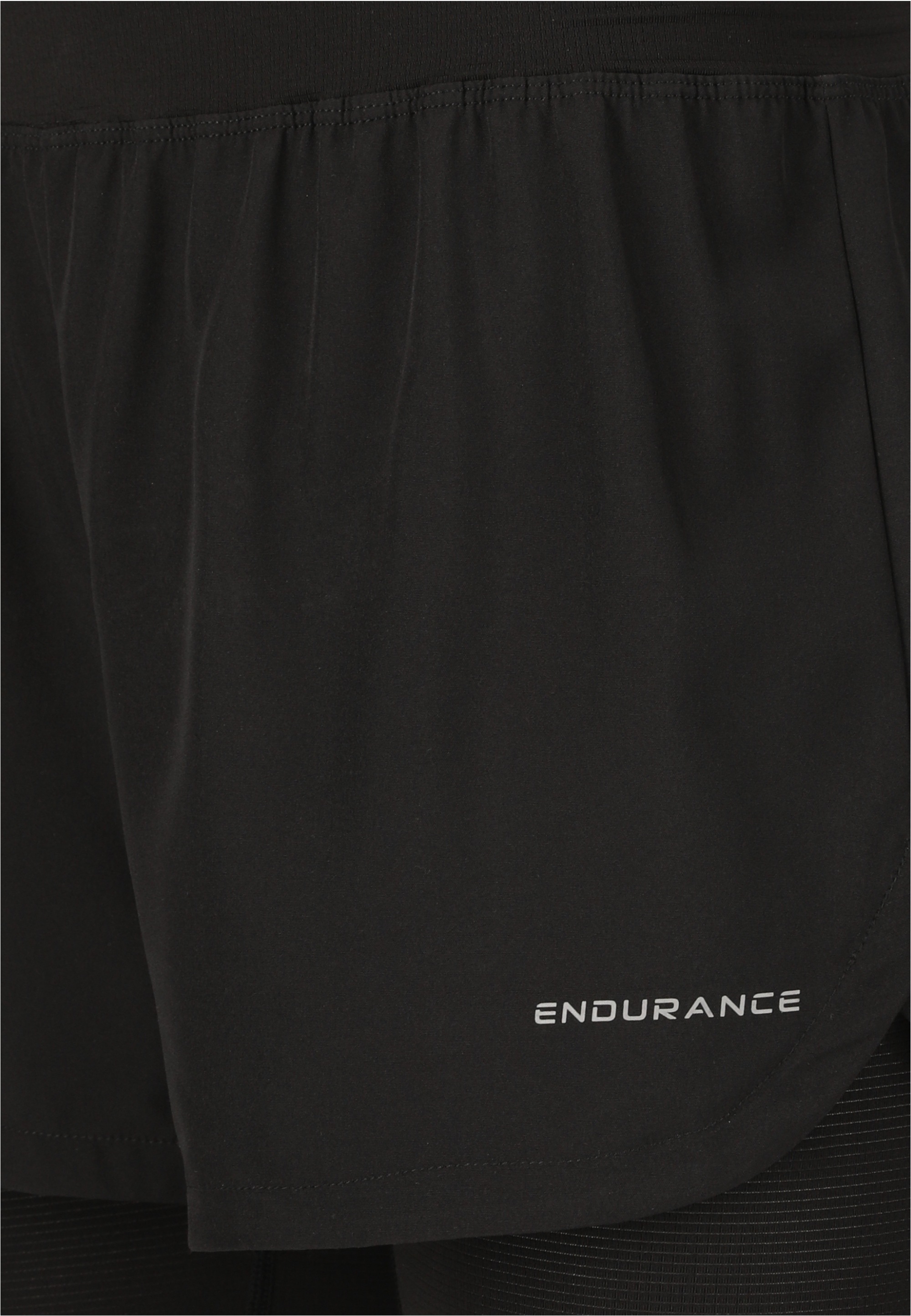 ENDURANCE Shorts »Less«  mit 4-Wege Stretch
