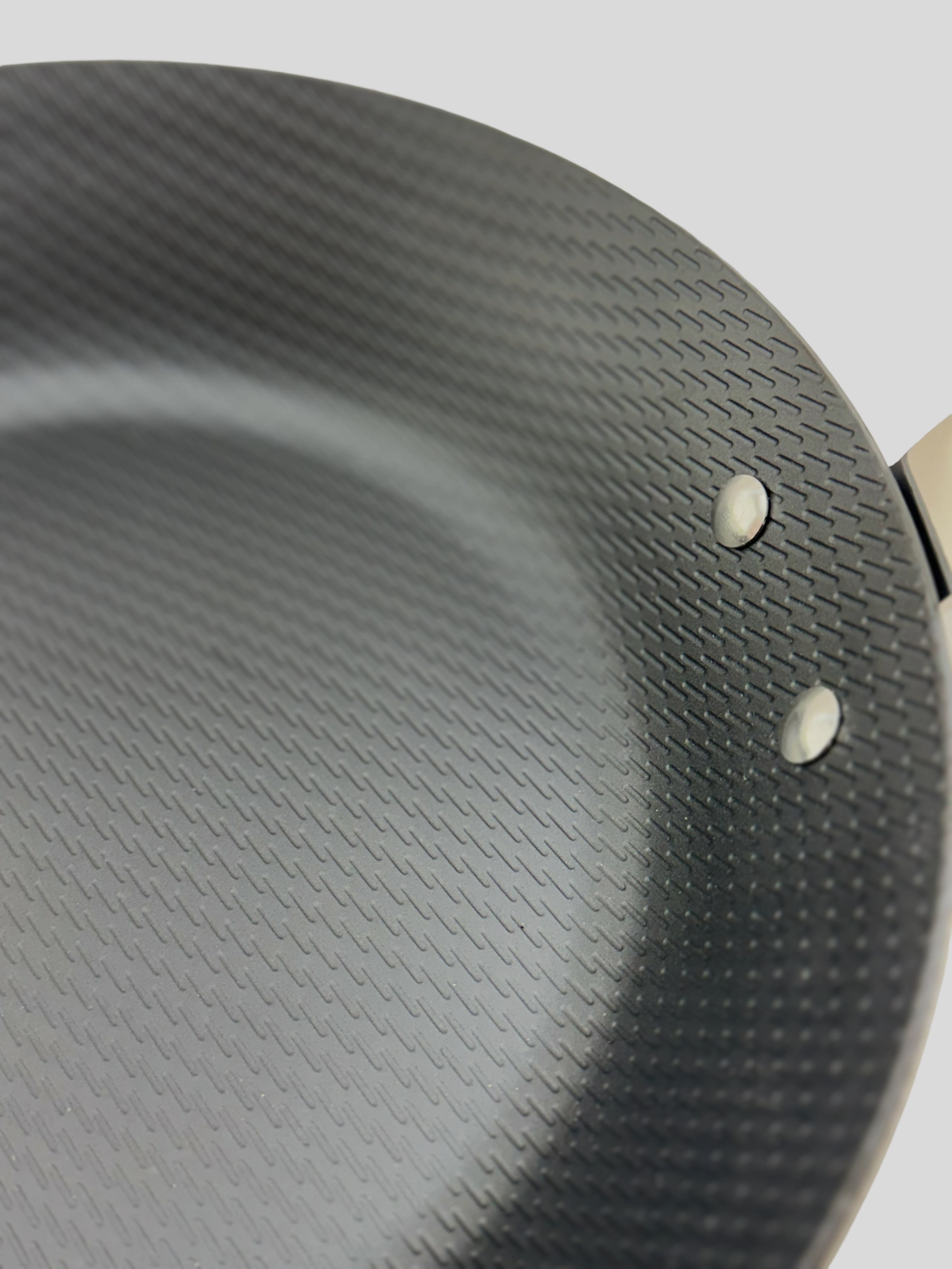 Ronneby Bruk Bratpfanne »Karbon-Bratpfanne, mit rostfreiem Schmiedegriff« Karbon-Stahl 1 tlg. Karbonstahlkörper mit Prägemuster