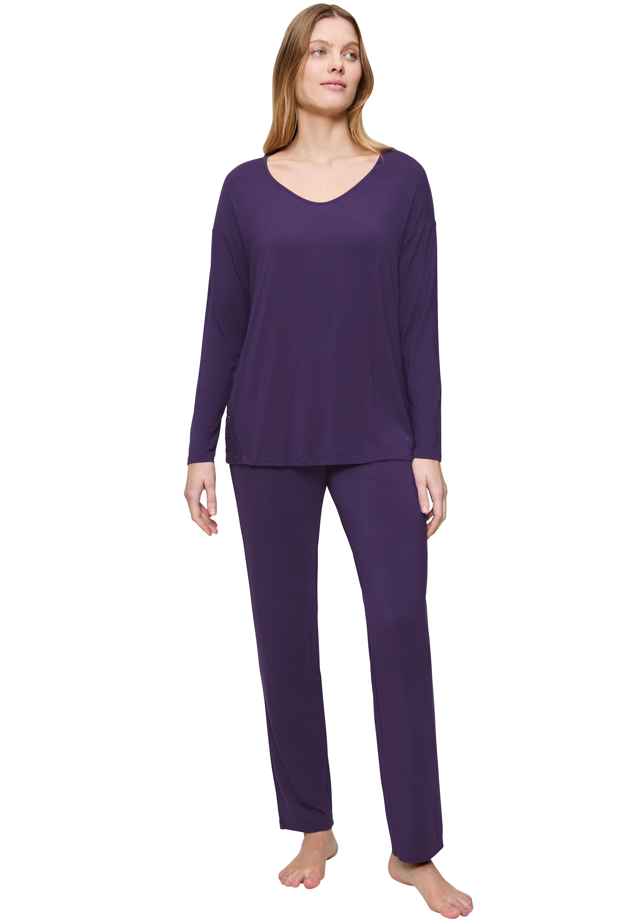 Triumph Pyjama "Timeless Sensuality PK LSL" 2 Stk. tlg., atumgsaktiv und we günstig online kaufen