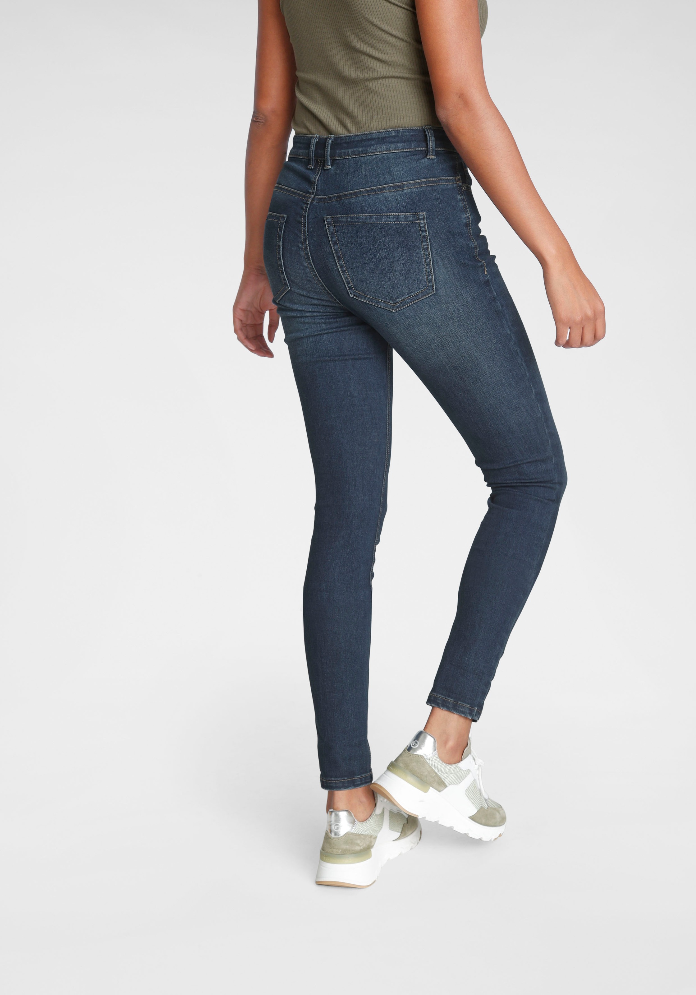 ONLY Skinny-fit-Jeans "ONLPAOLA – Extra-eng geschnittene Jeans mit figurfor günstig online kaufen