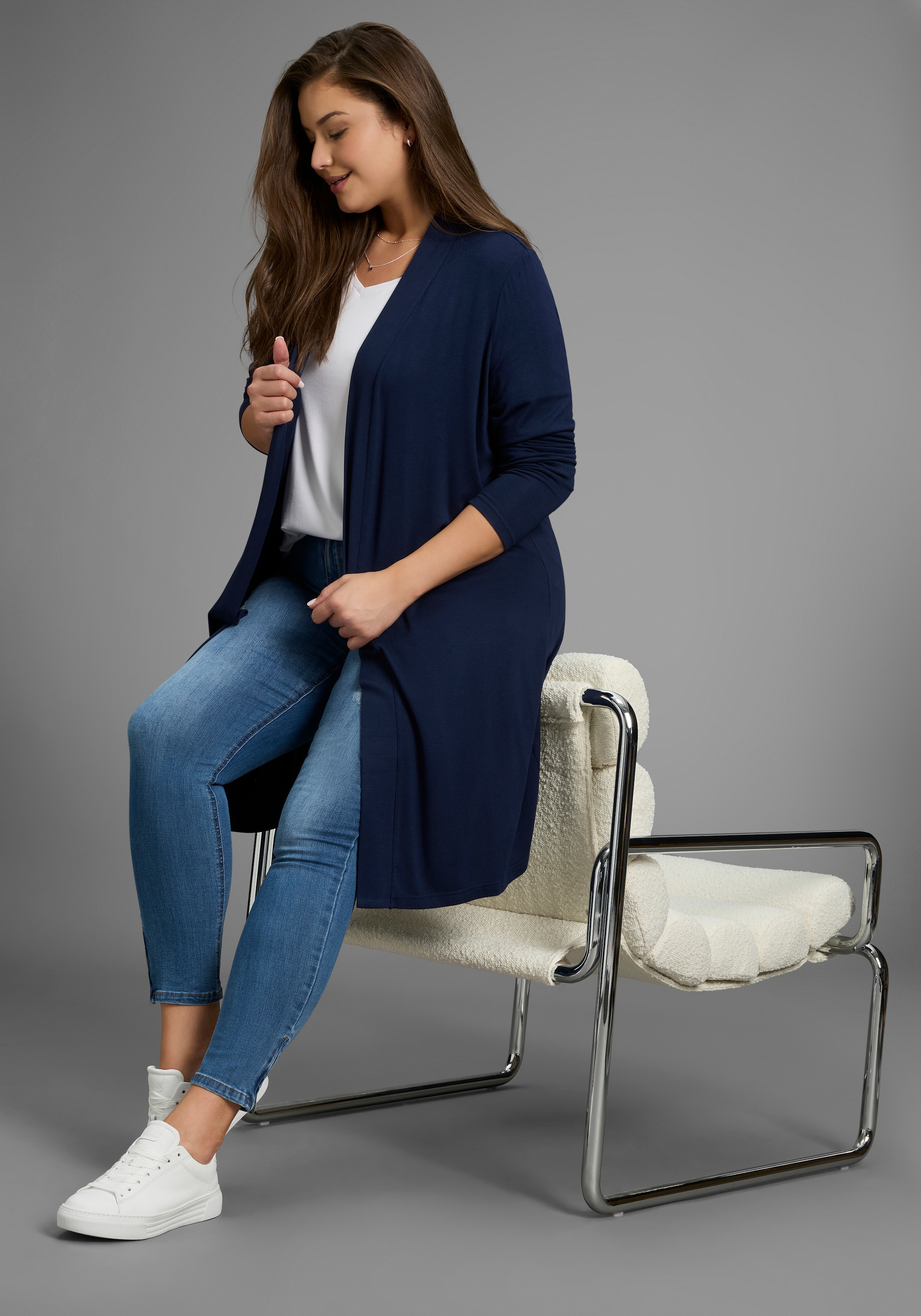 Laura Scott CURVE Longstrickjacke "Große Größen" aus angenehmem fließendem Jerseymaterial